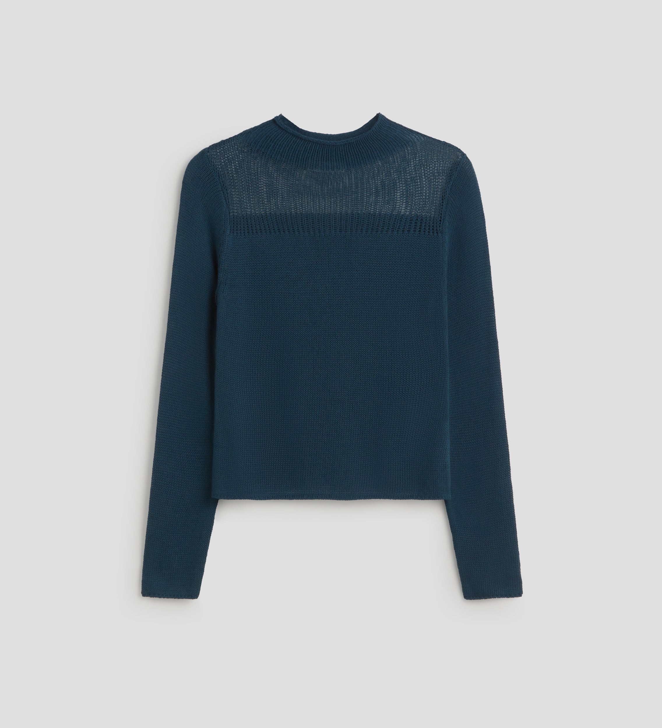 Sweater with unstitched detail