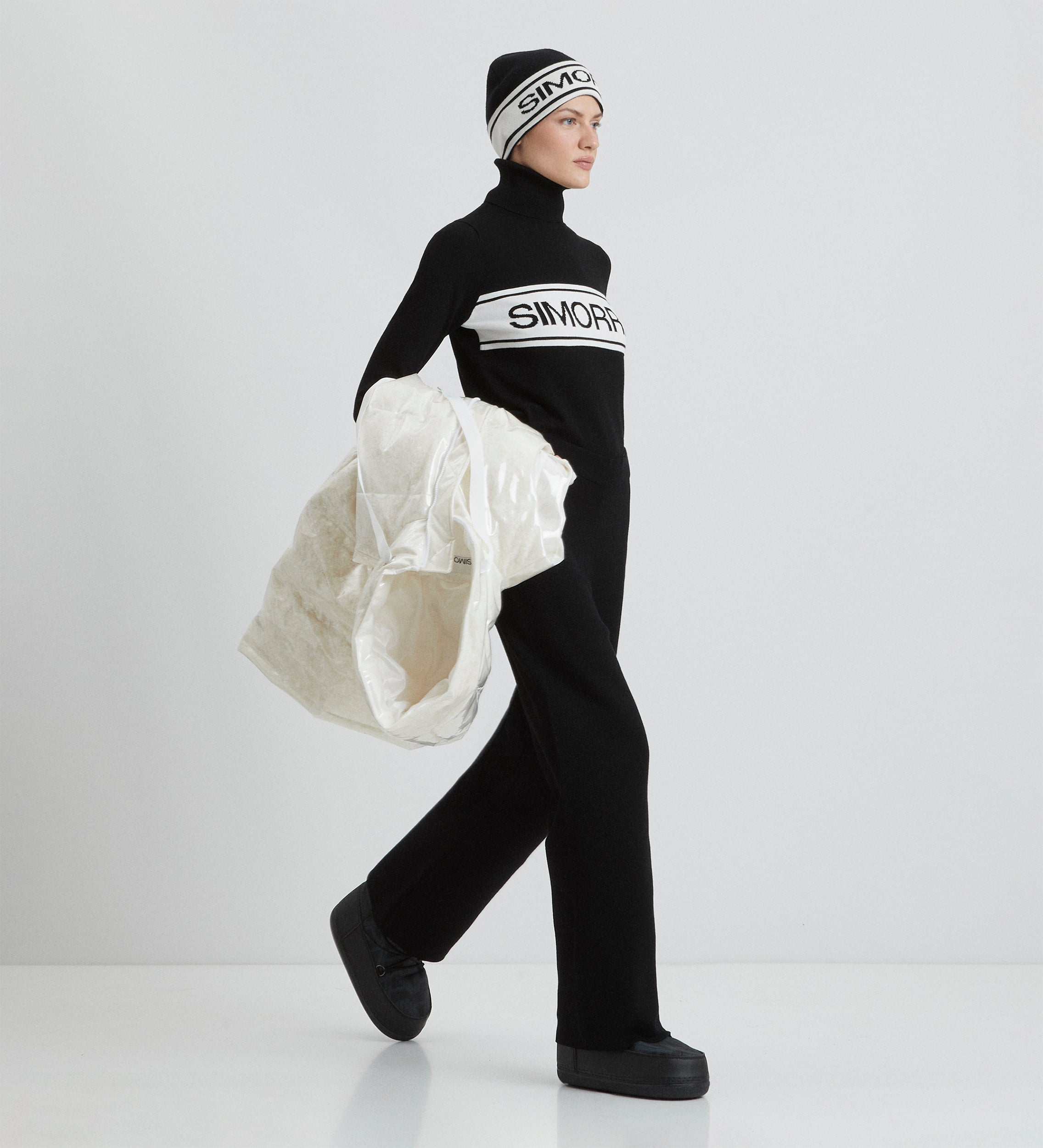 Pull col roulé logo