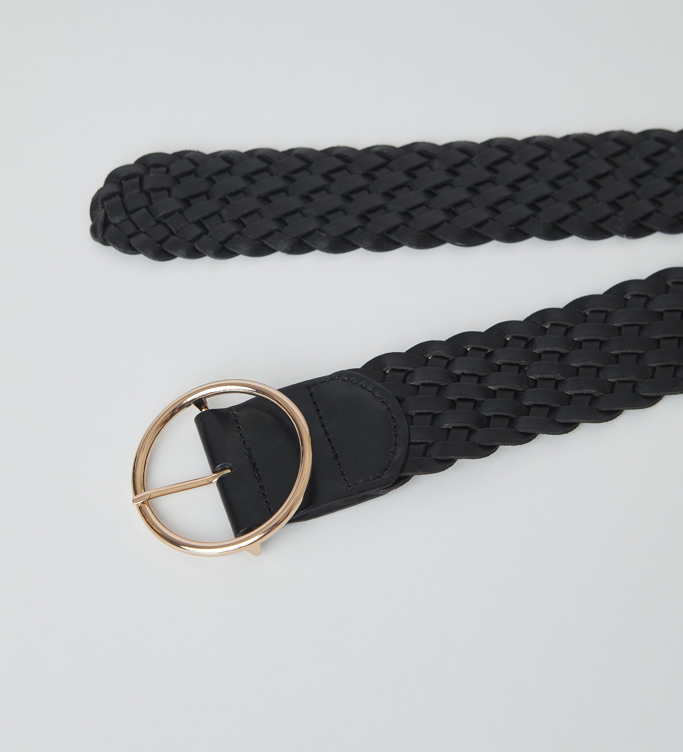 Leather belt
