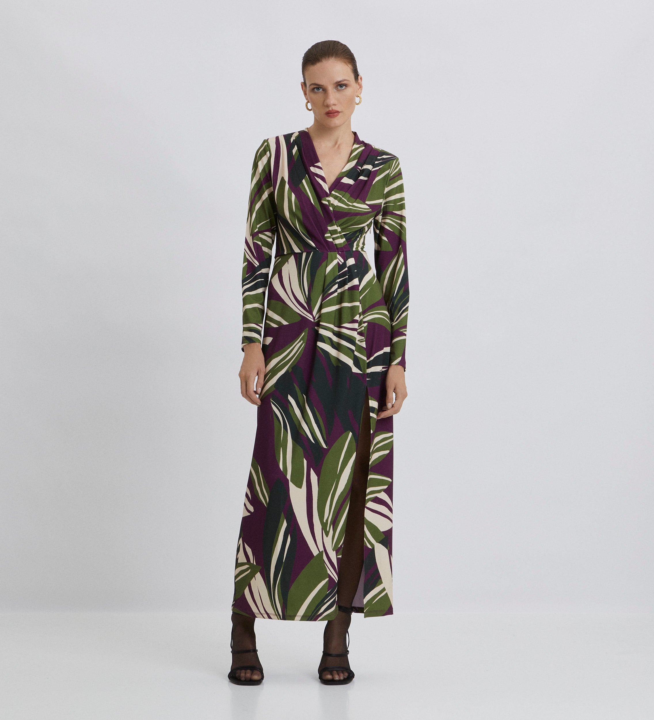 Robe longueur midi et manches