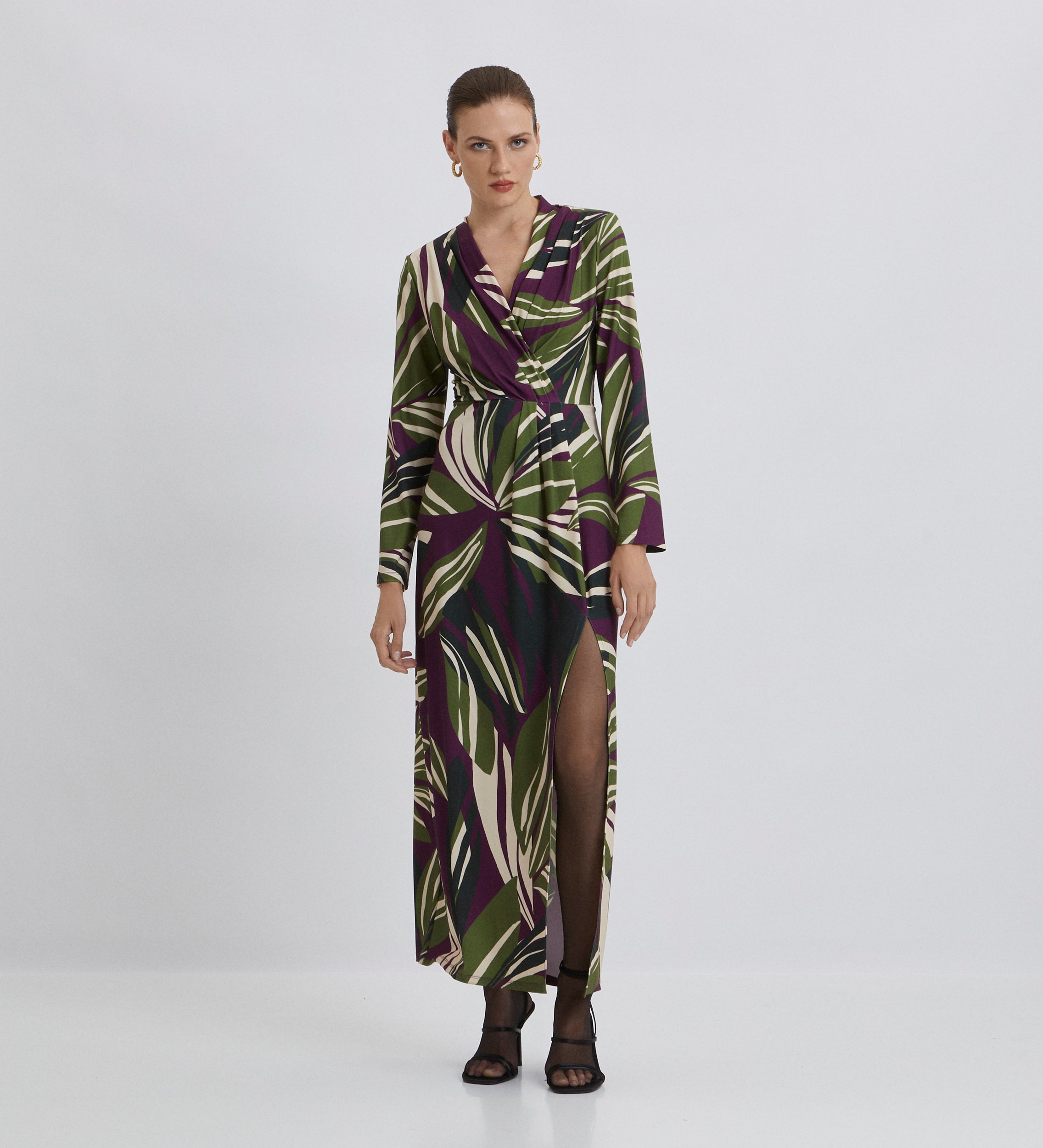 Robe longueur midi et manches