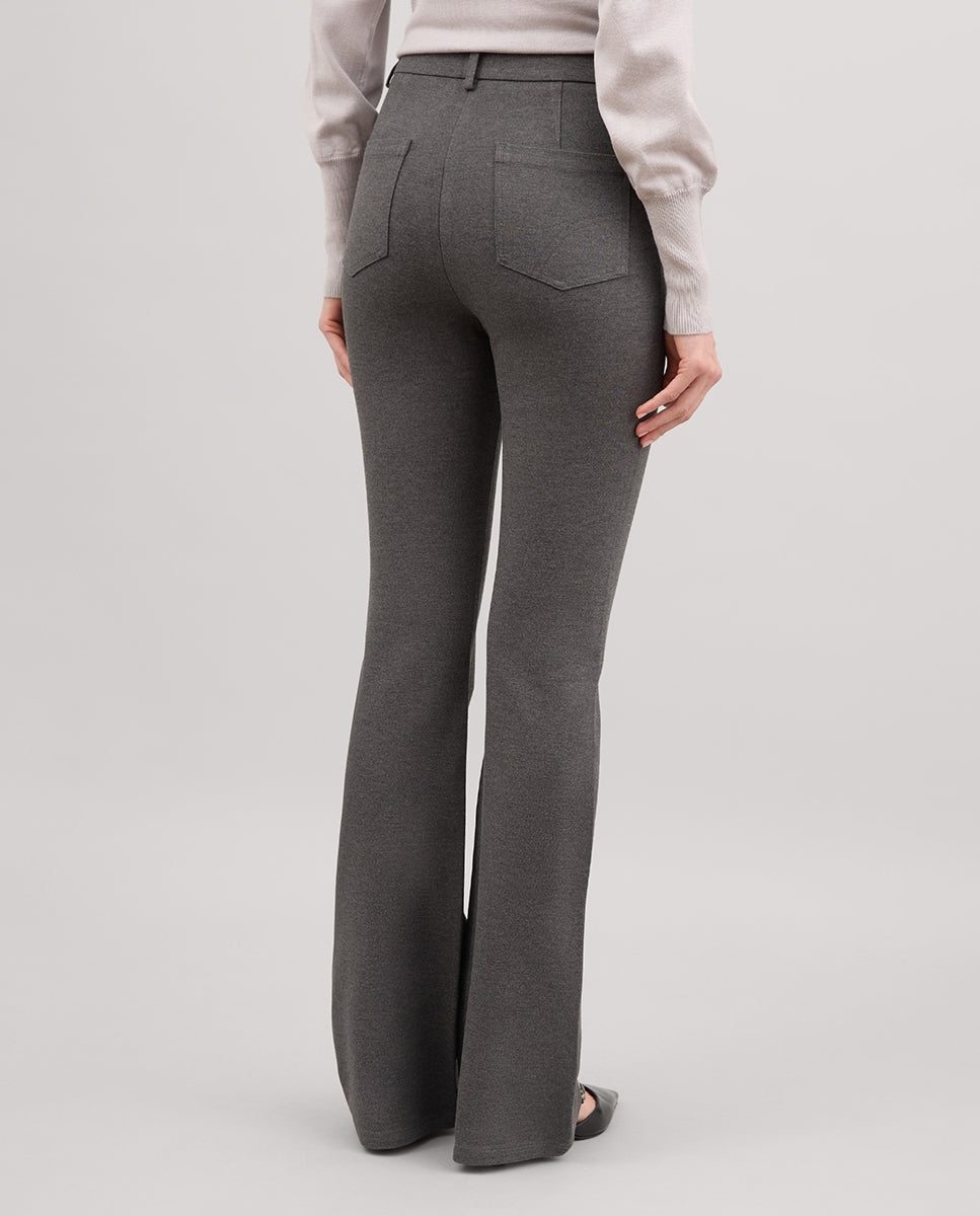 Pantalón elástico acampanado