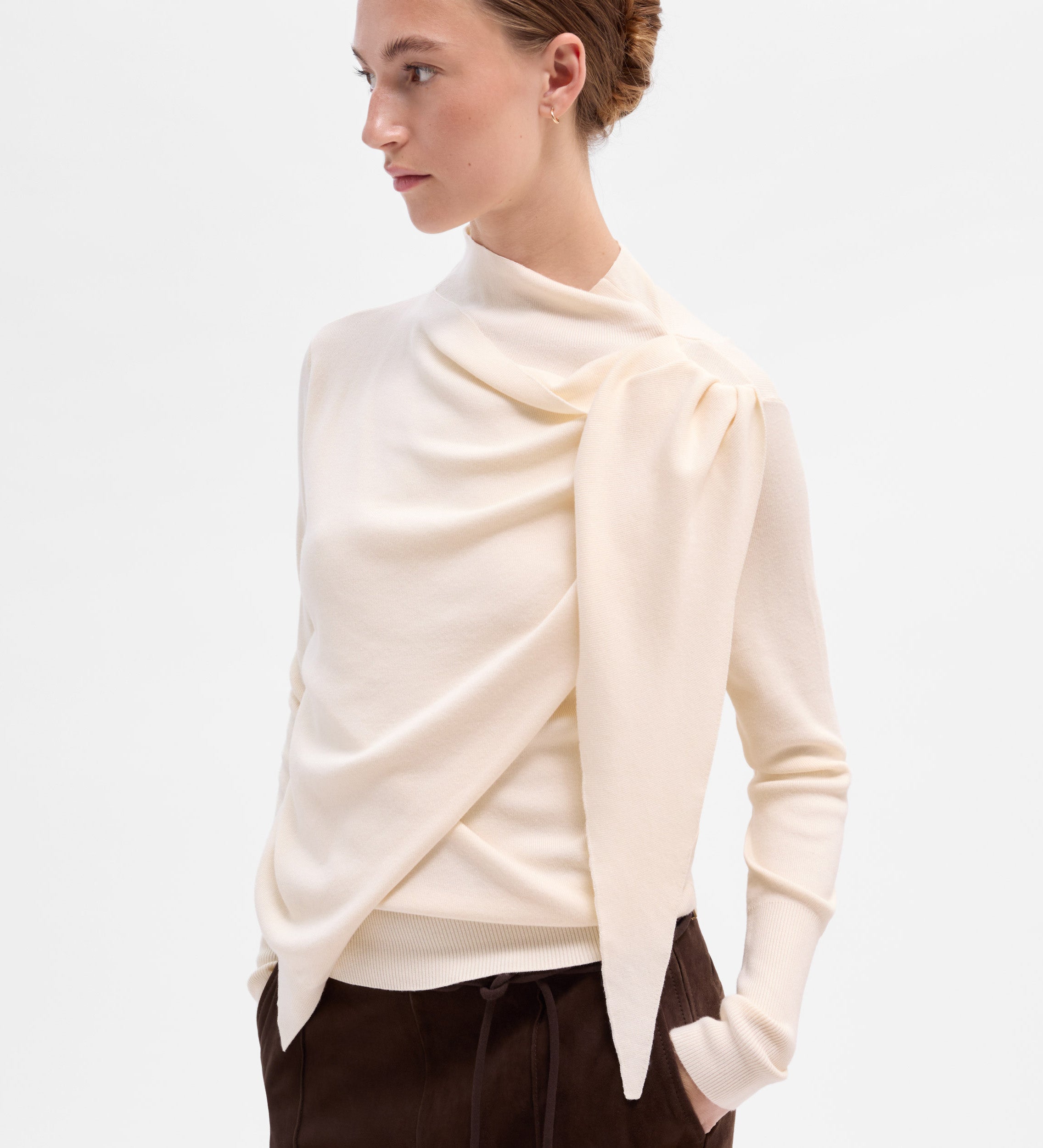 Pull effet écharpe
