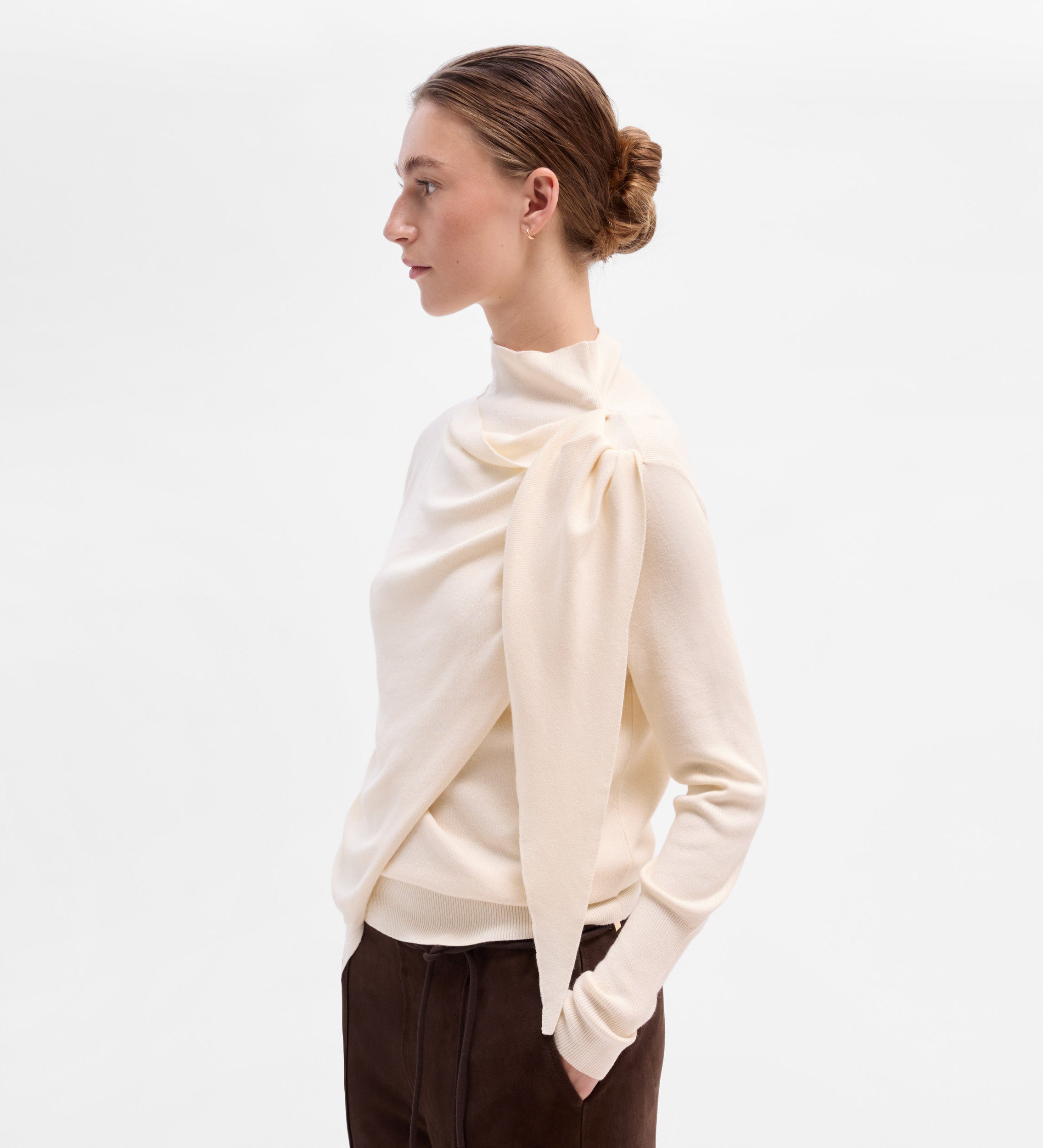 Pull effet écharpe