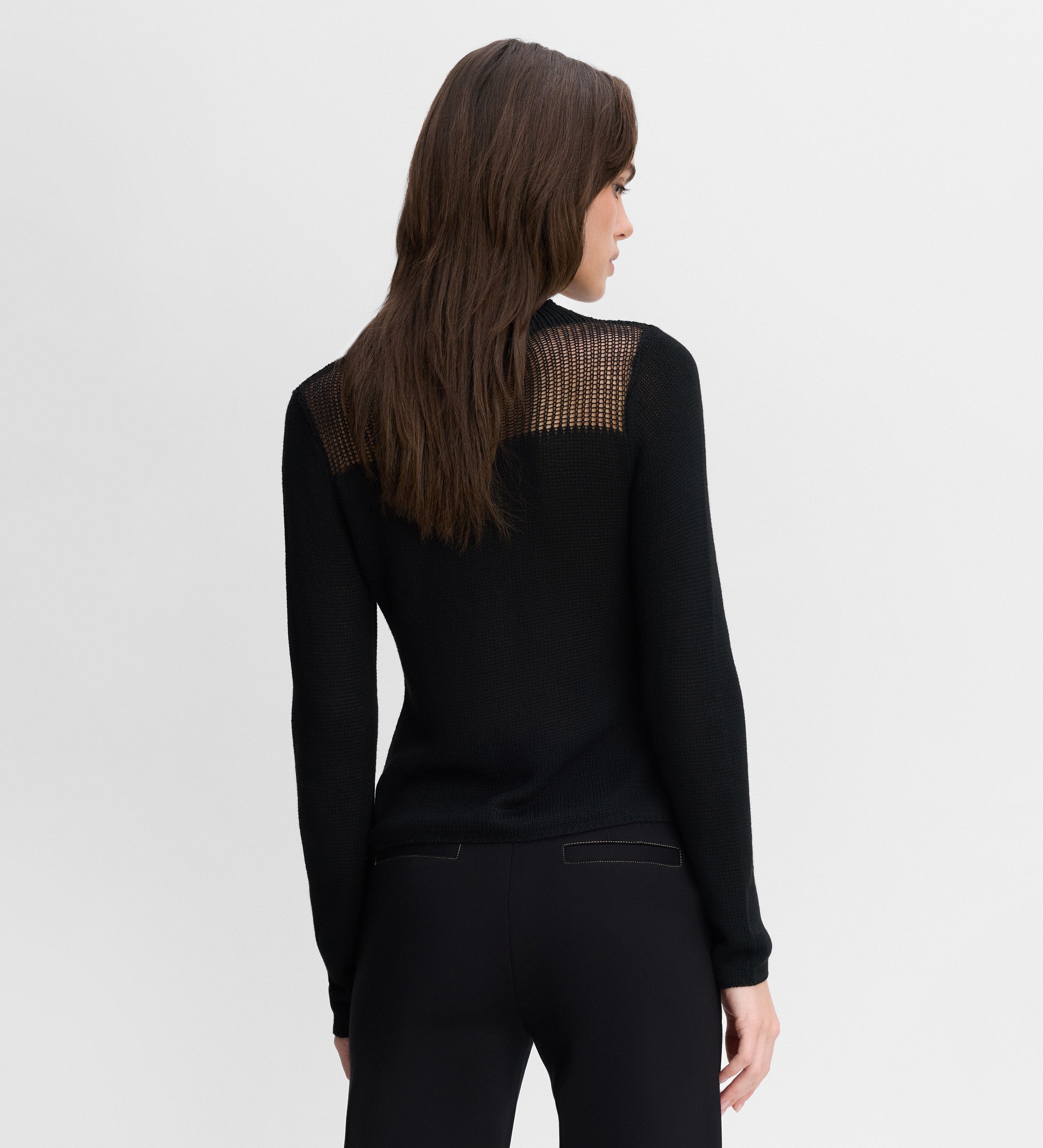 Pull détail non cousu