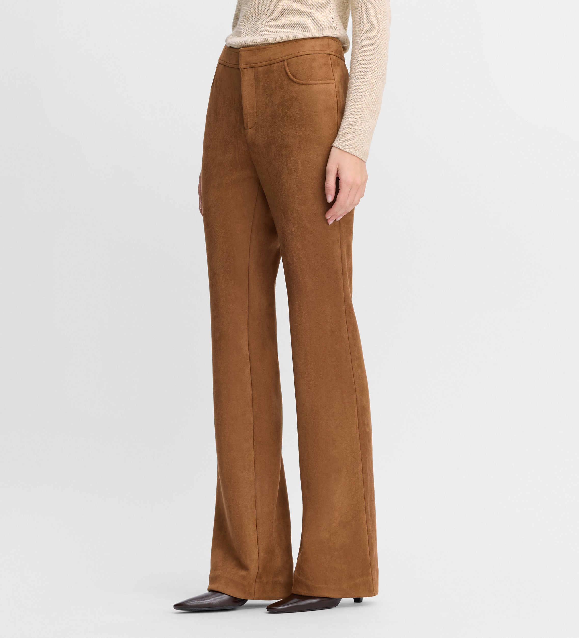 Pantalón antelina acampanado