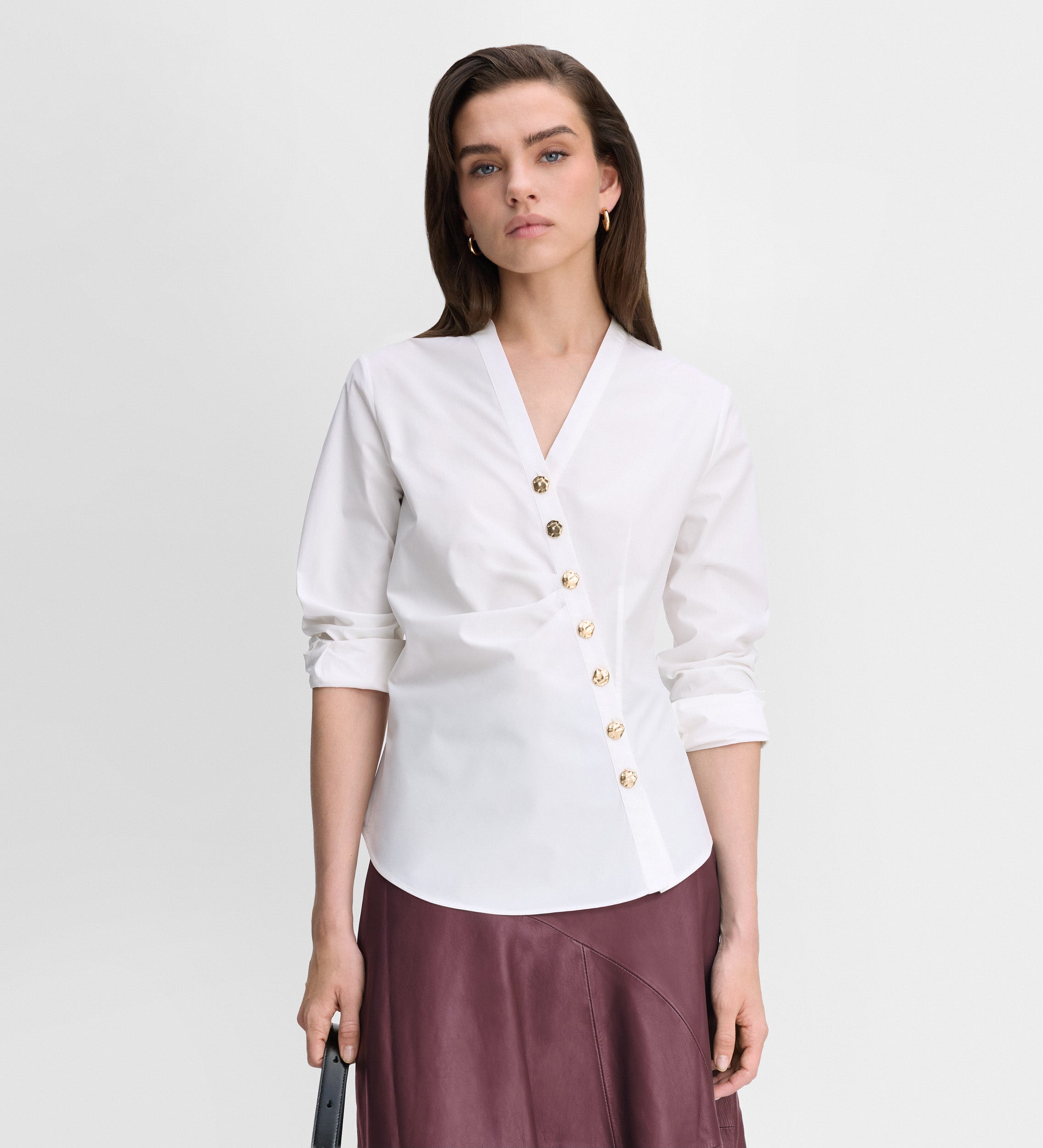Button-down fitted blouse
