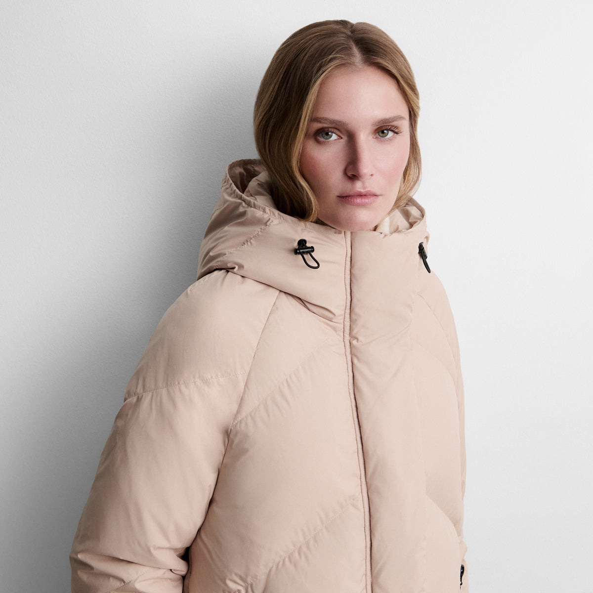 Short quilted puffer jacket