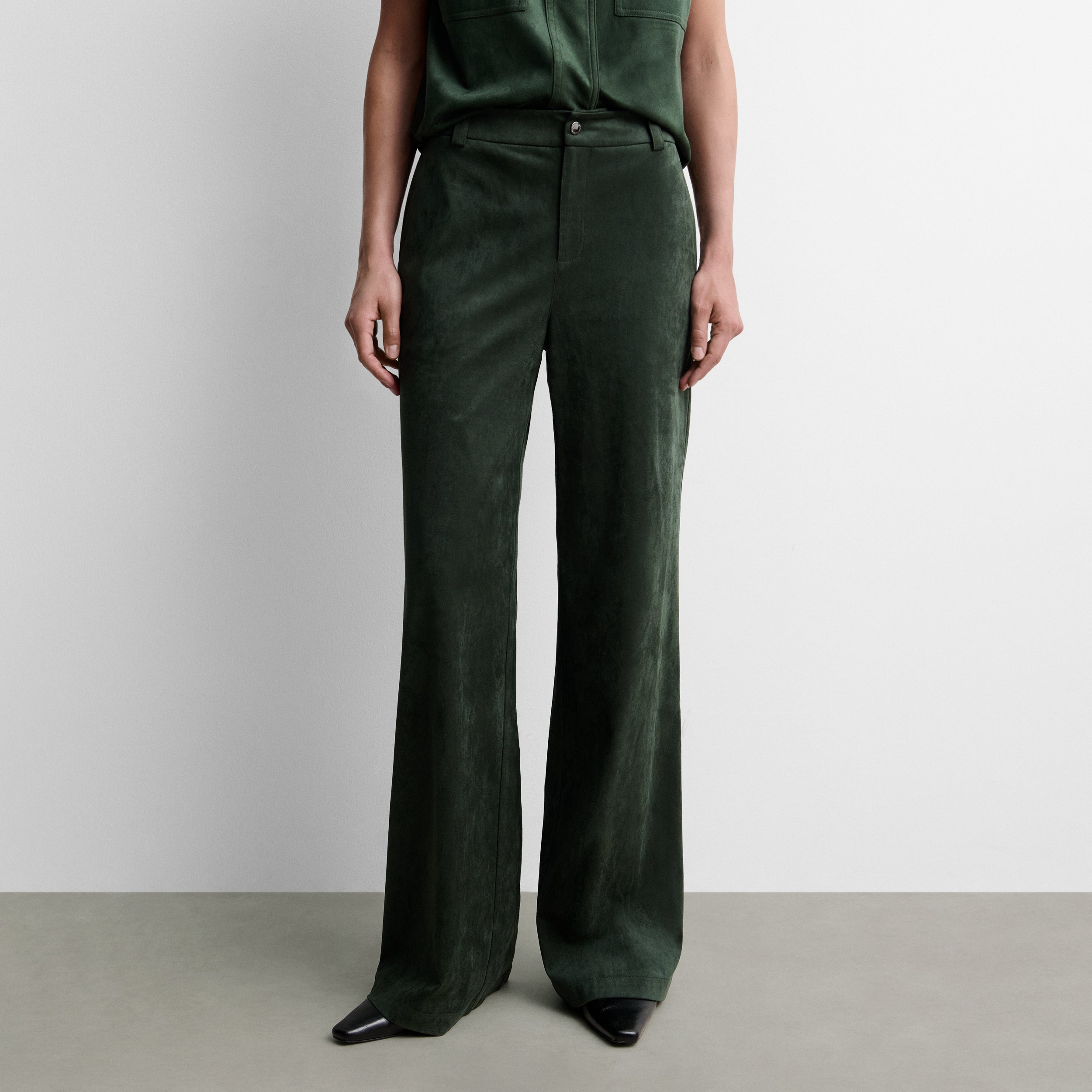 Pantalon droit en suédine