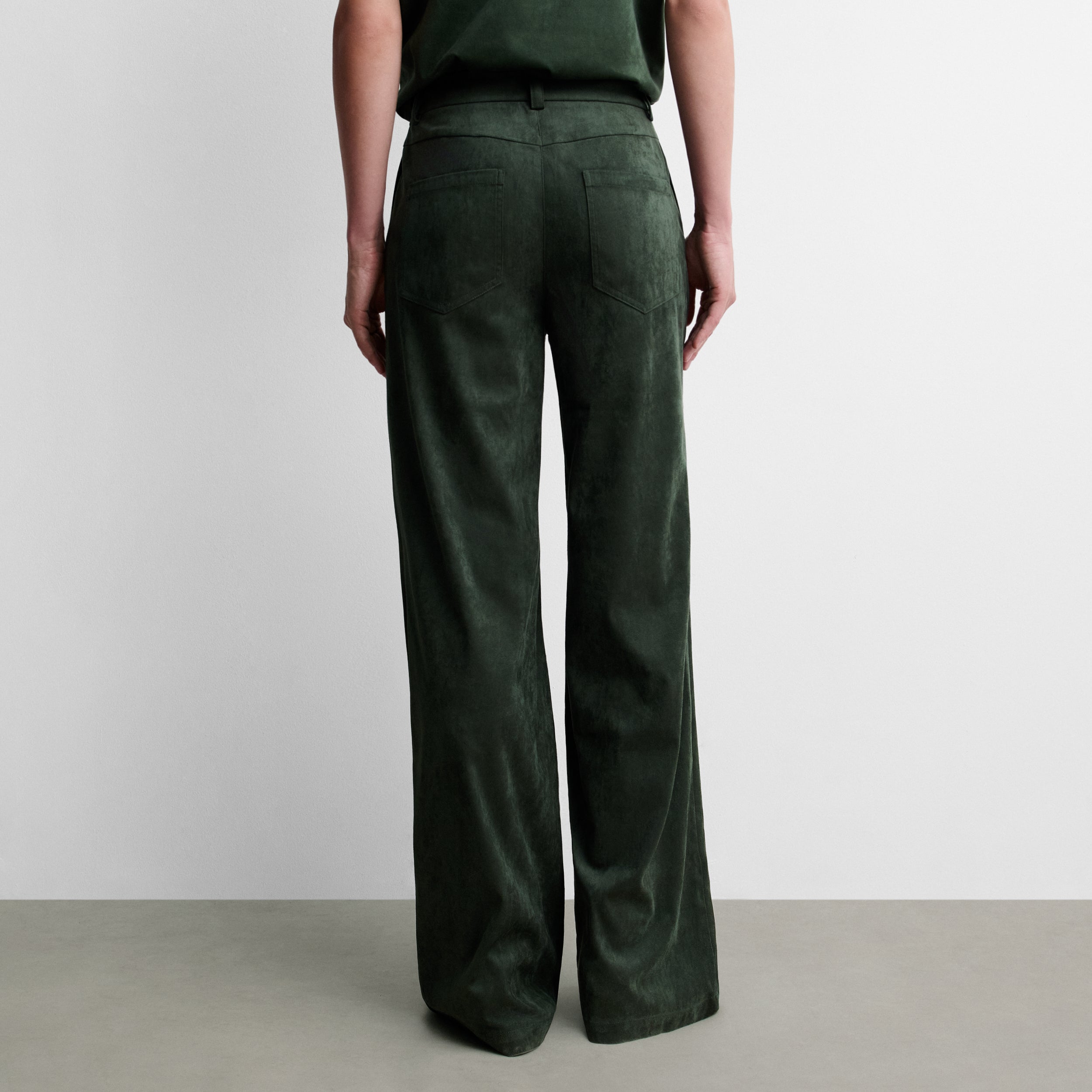 Pantalon droit en suédine