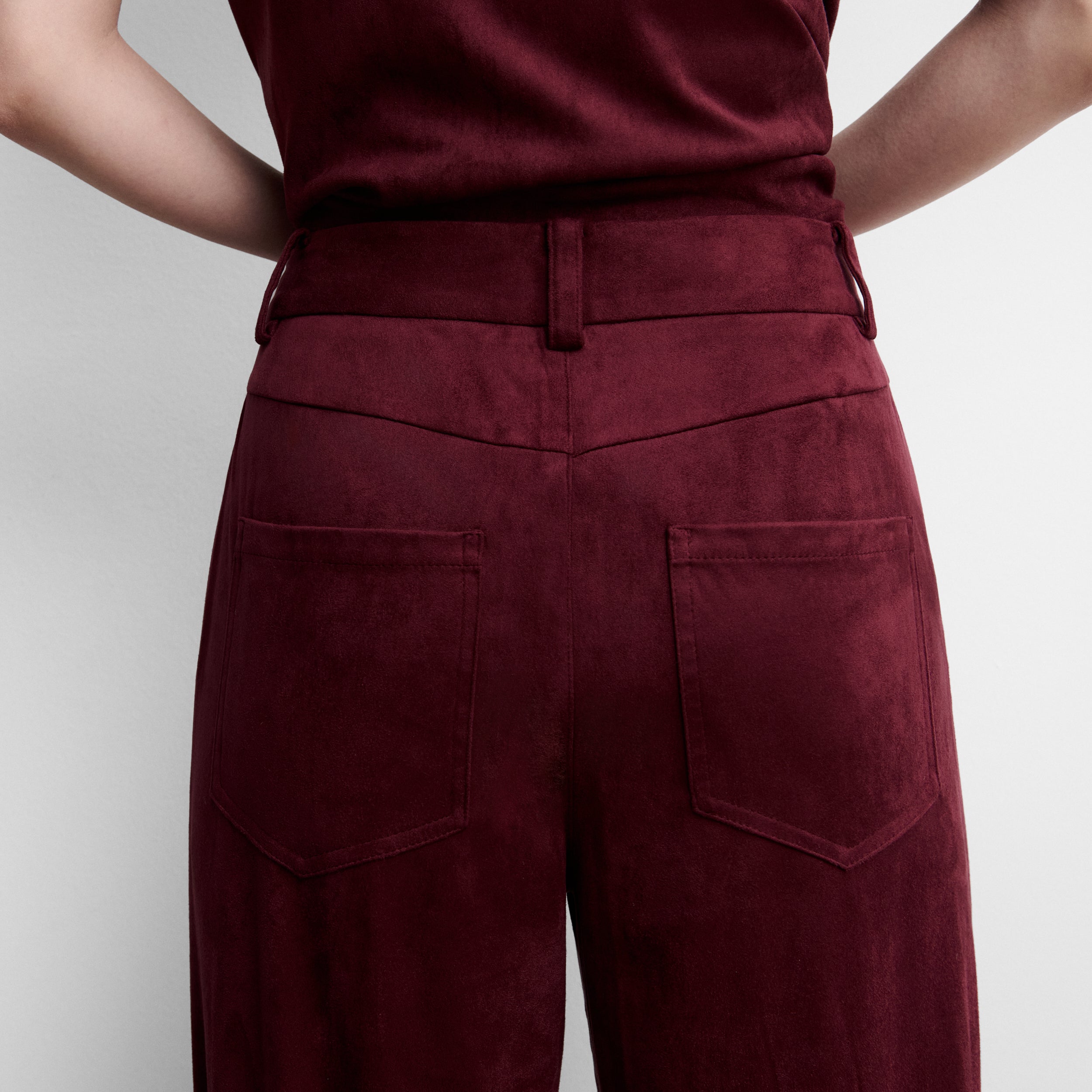 Pantalon droit en suédine