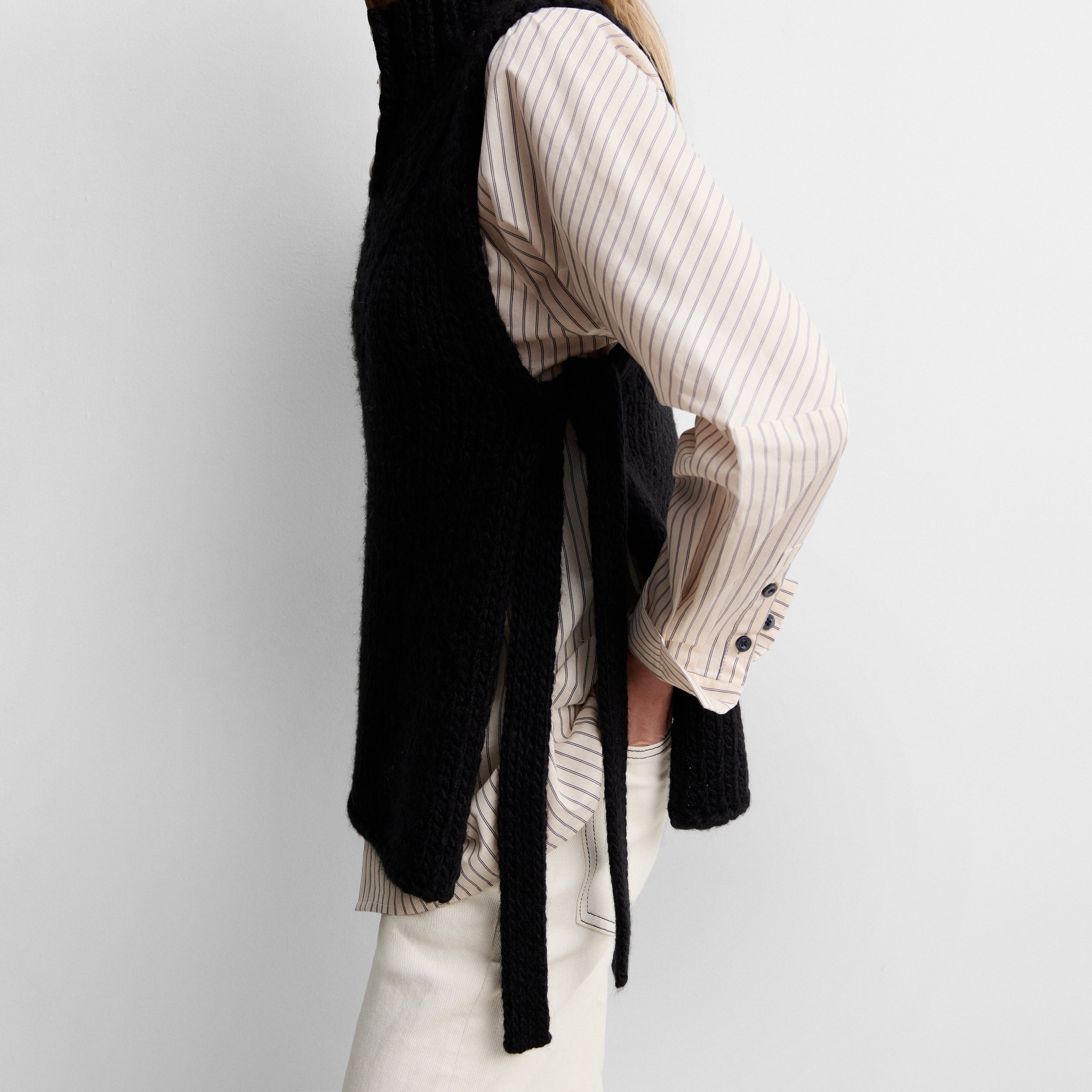 Knit gilet with buttons