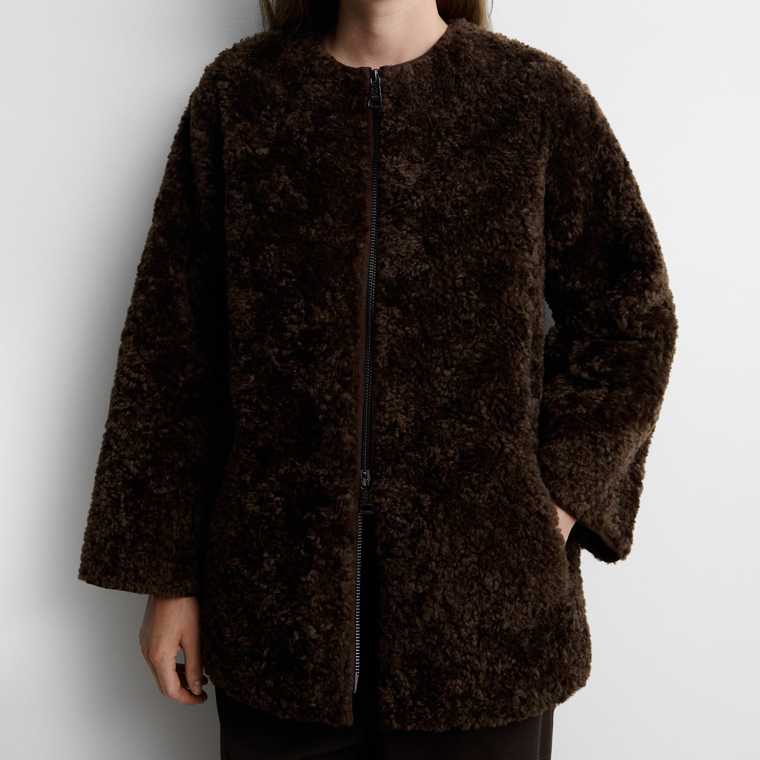 Faux-fur long jacket