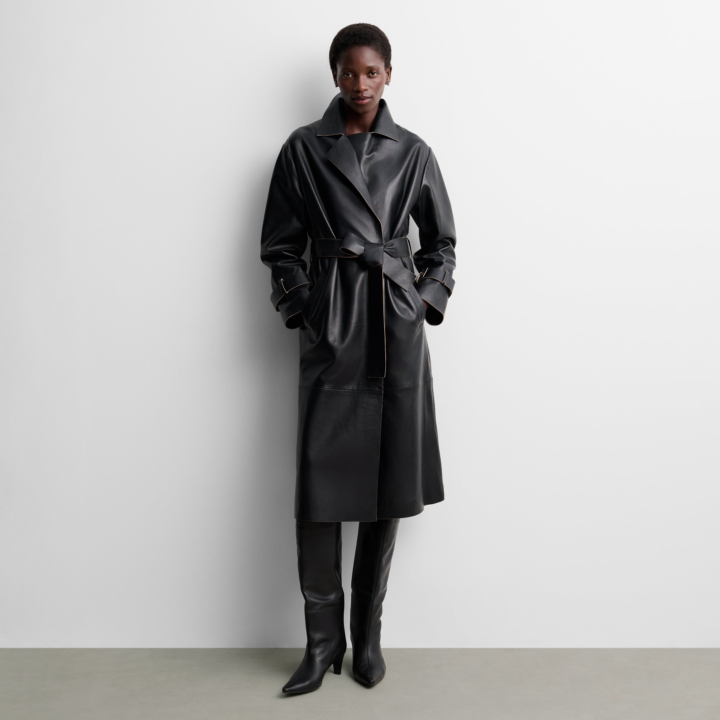 Trench long en similicuir