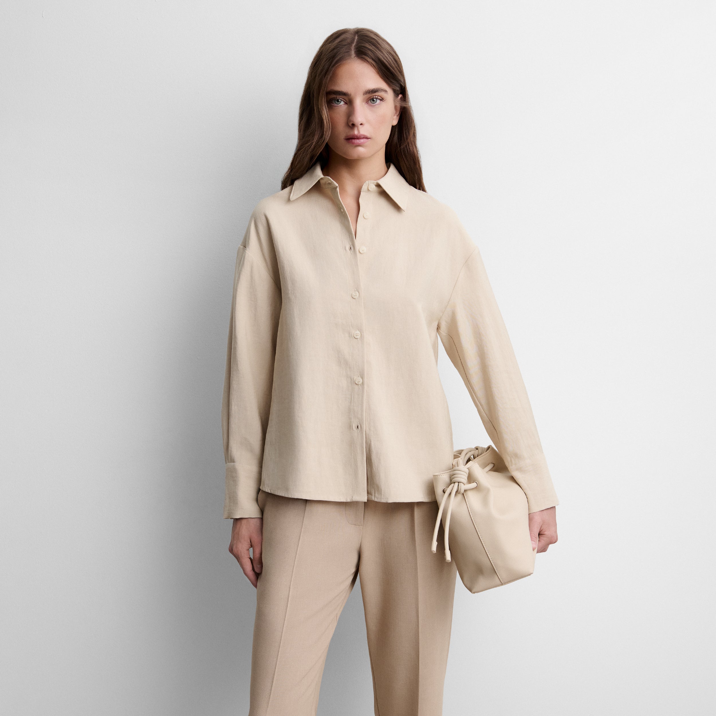 Chemise à ouverture dos