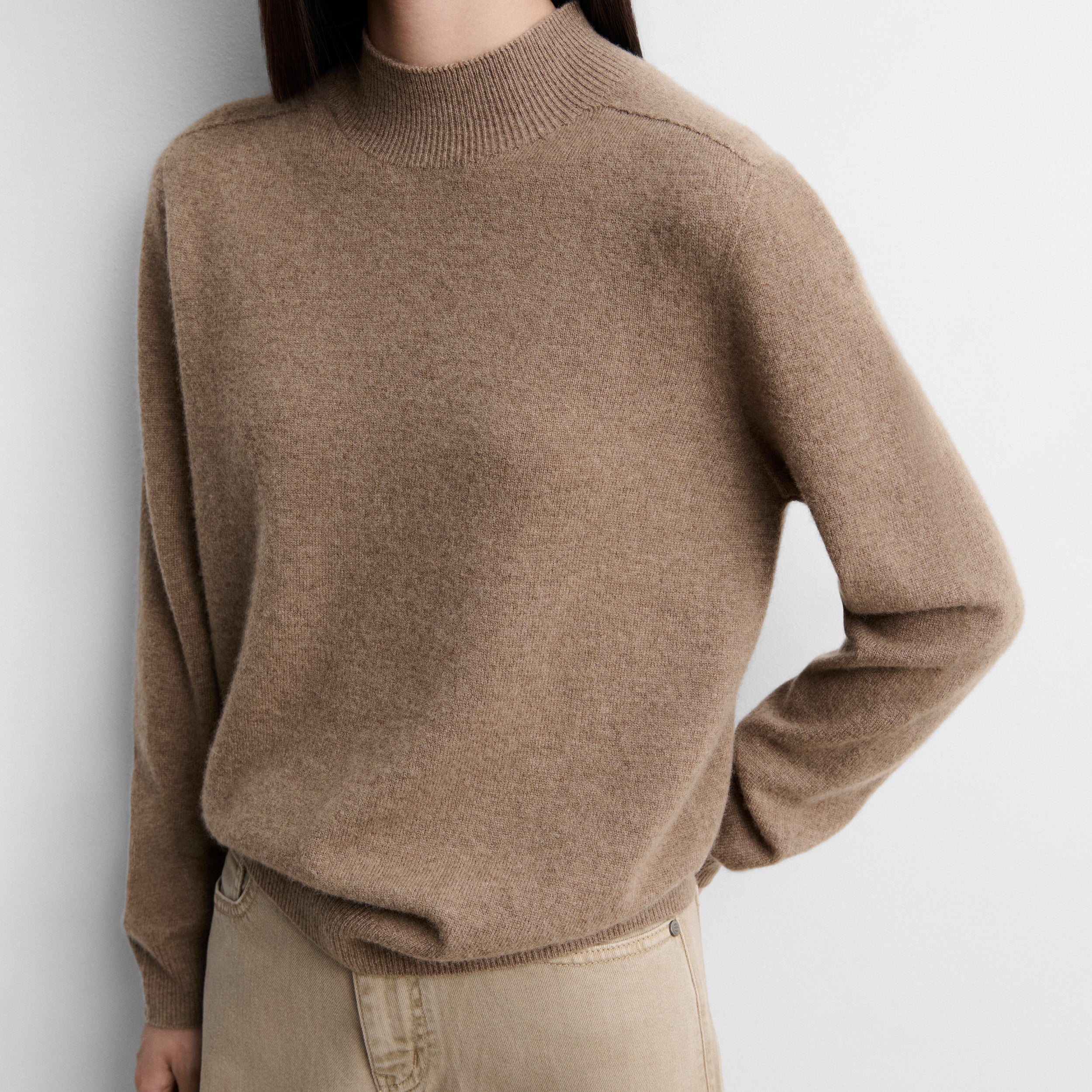 Cashmere knit sweater