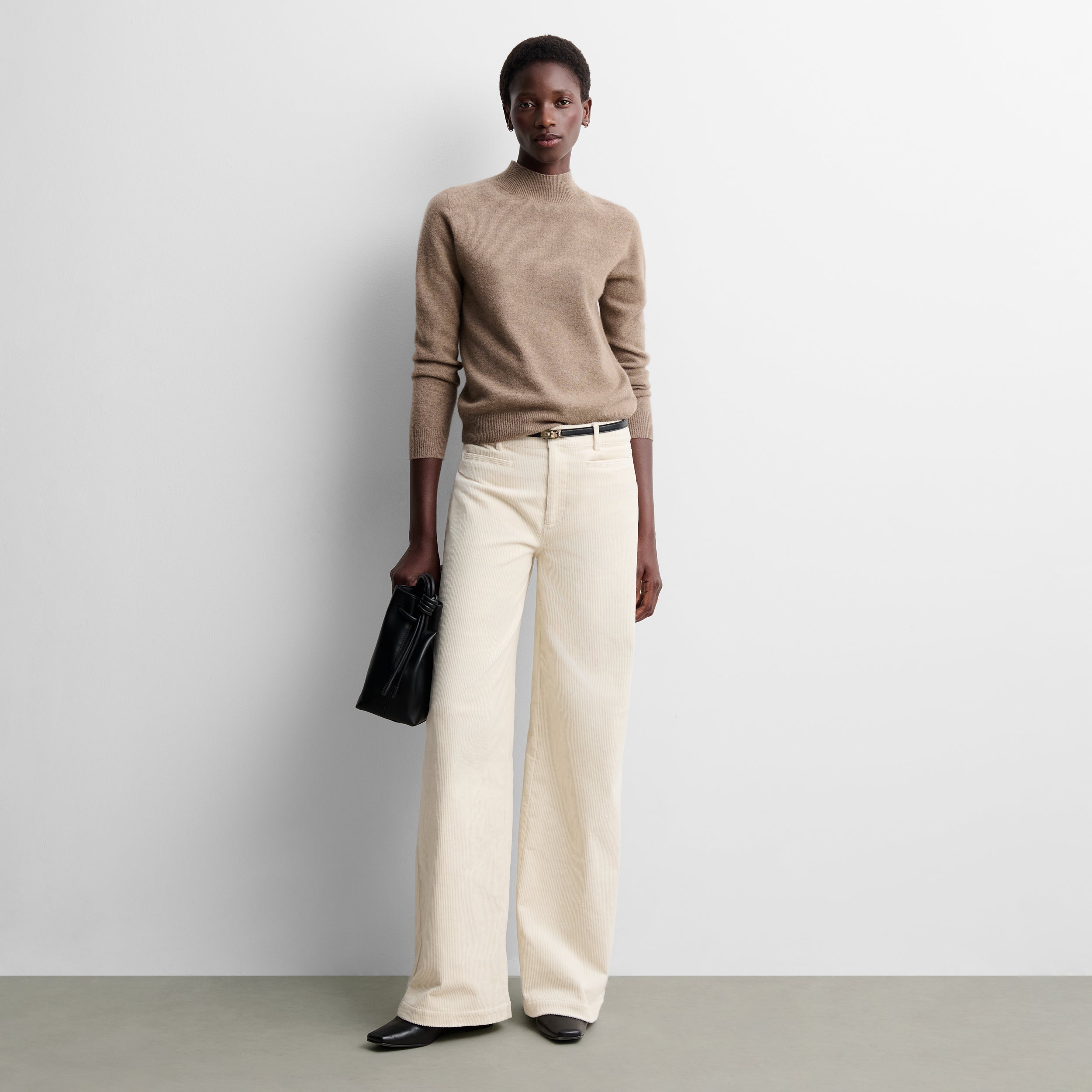 Pantalon droit en velours côtelé