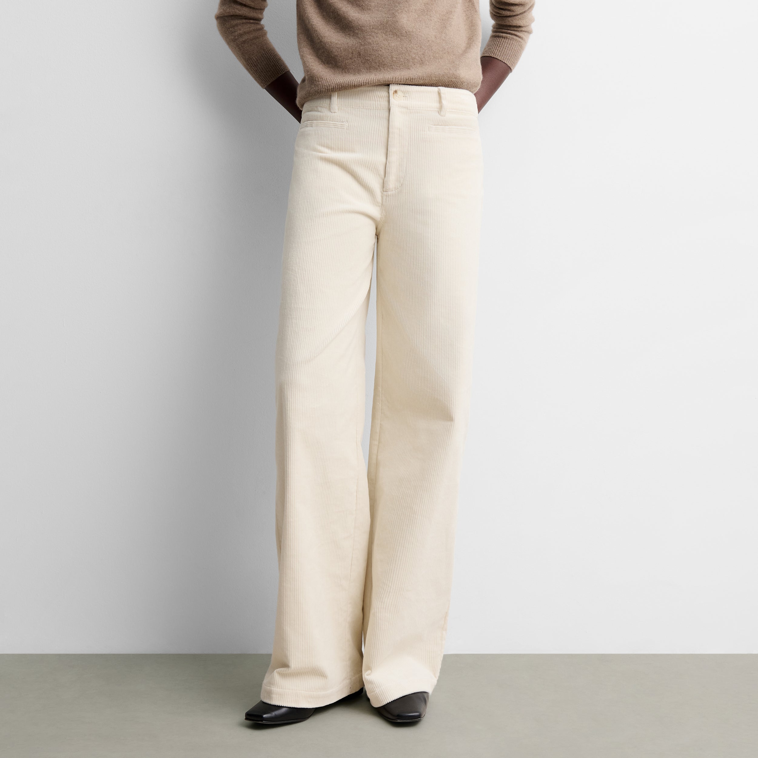Pantalon droit en velours côtelé
