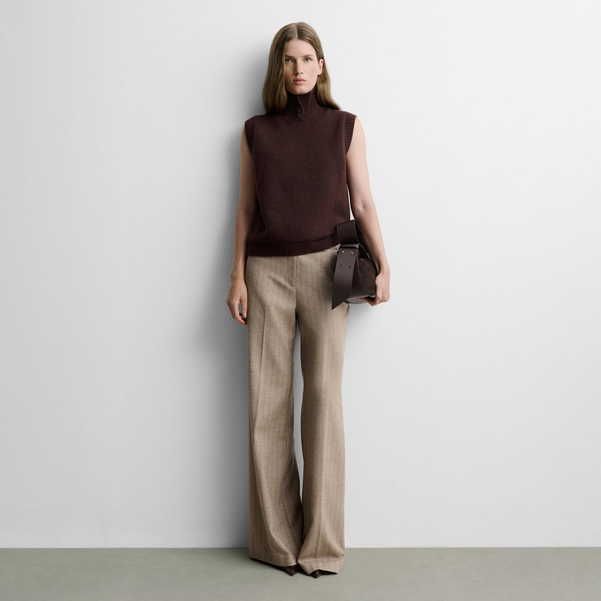 Gilet with funnel neck