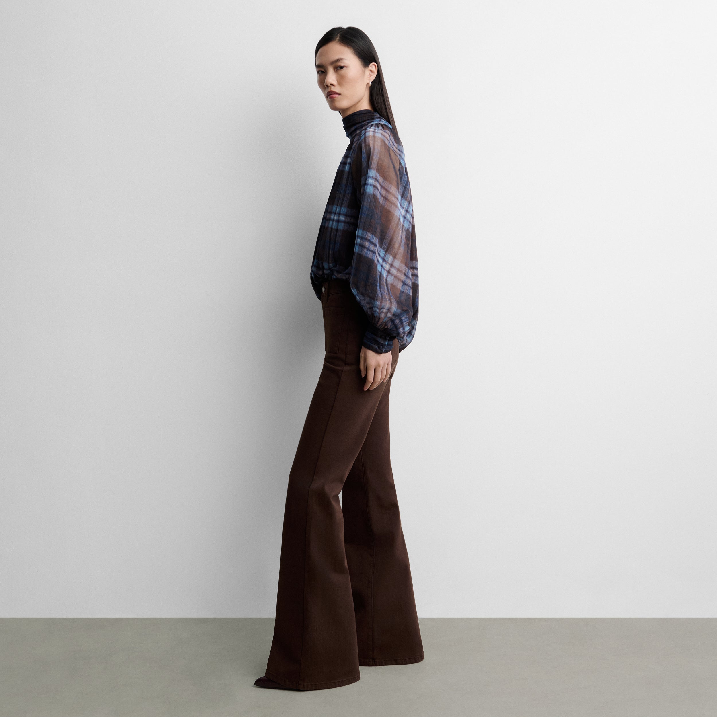 Trousers with patch pockets