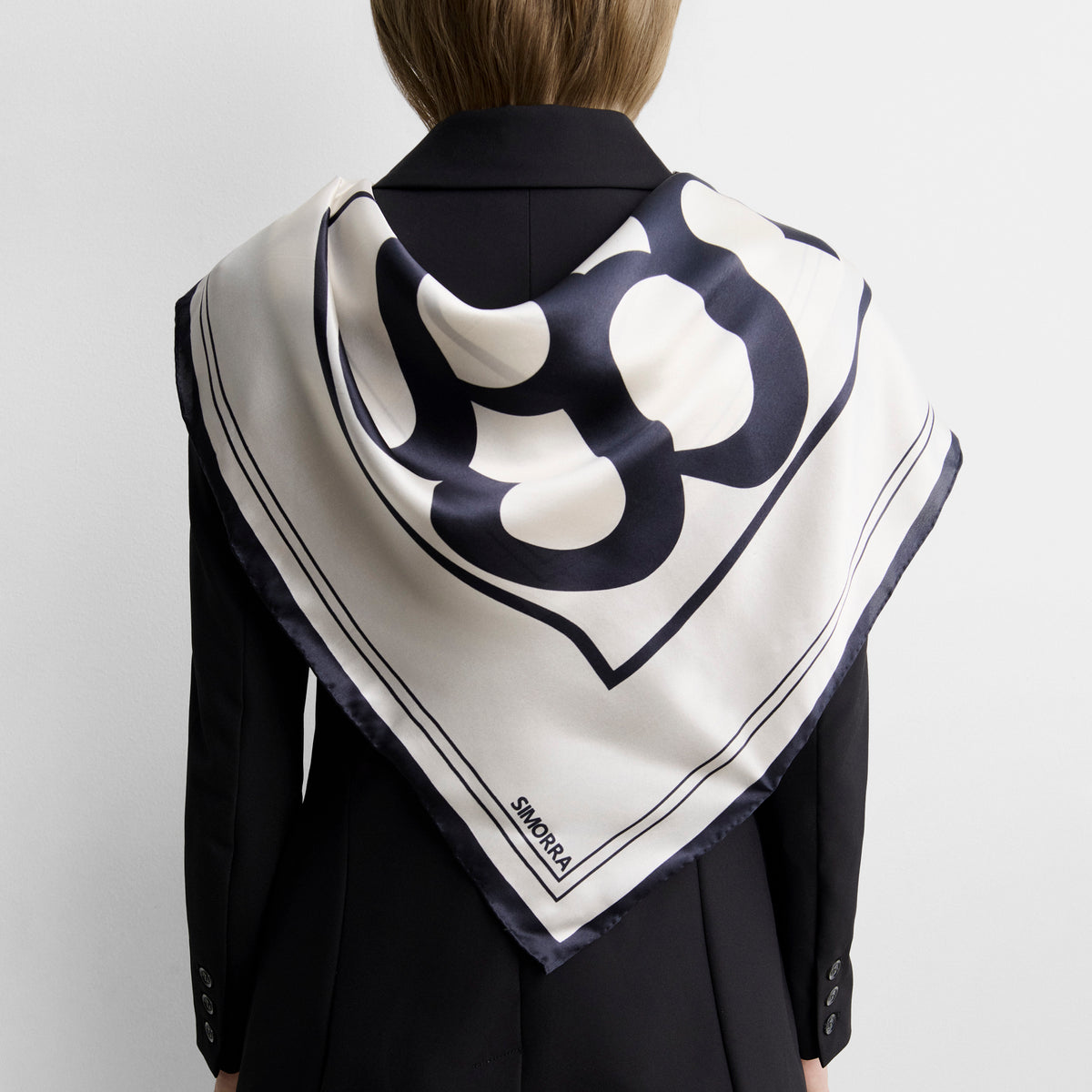 Foulard en soie logo