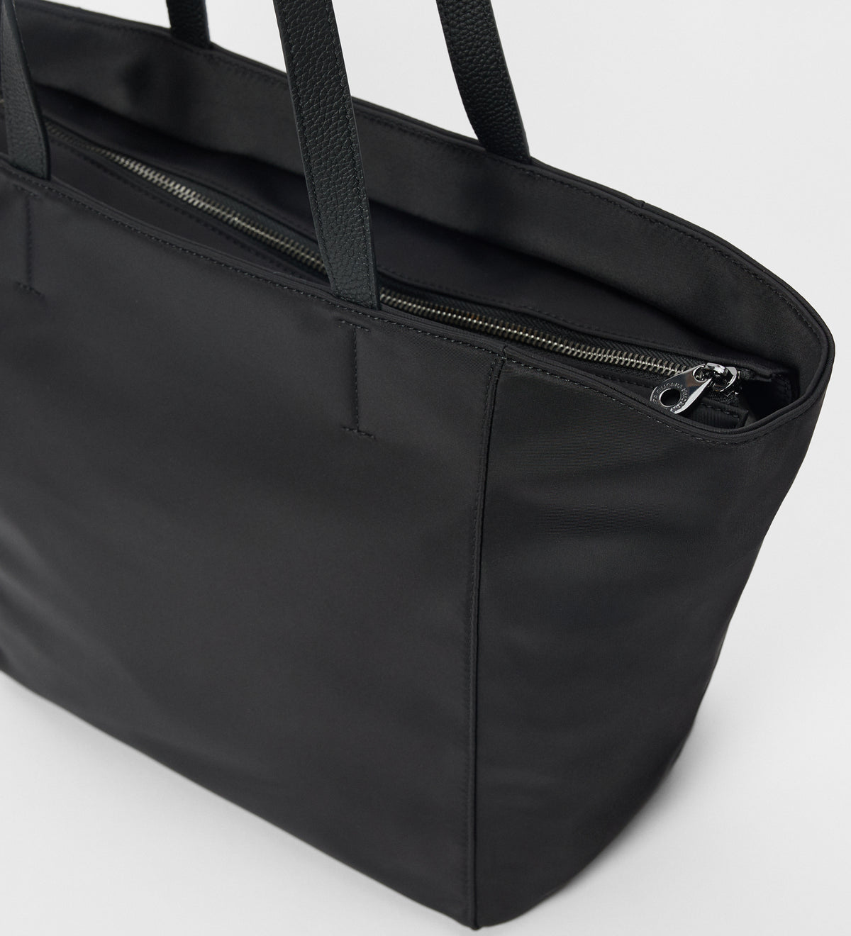 Sac cabas en tissu technique