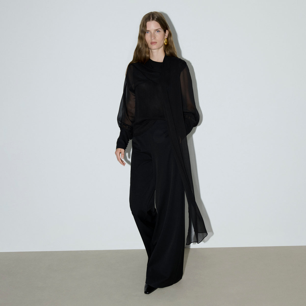 Flowy handkerchief-hem blouse