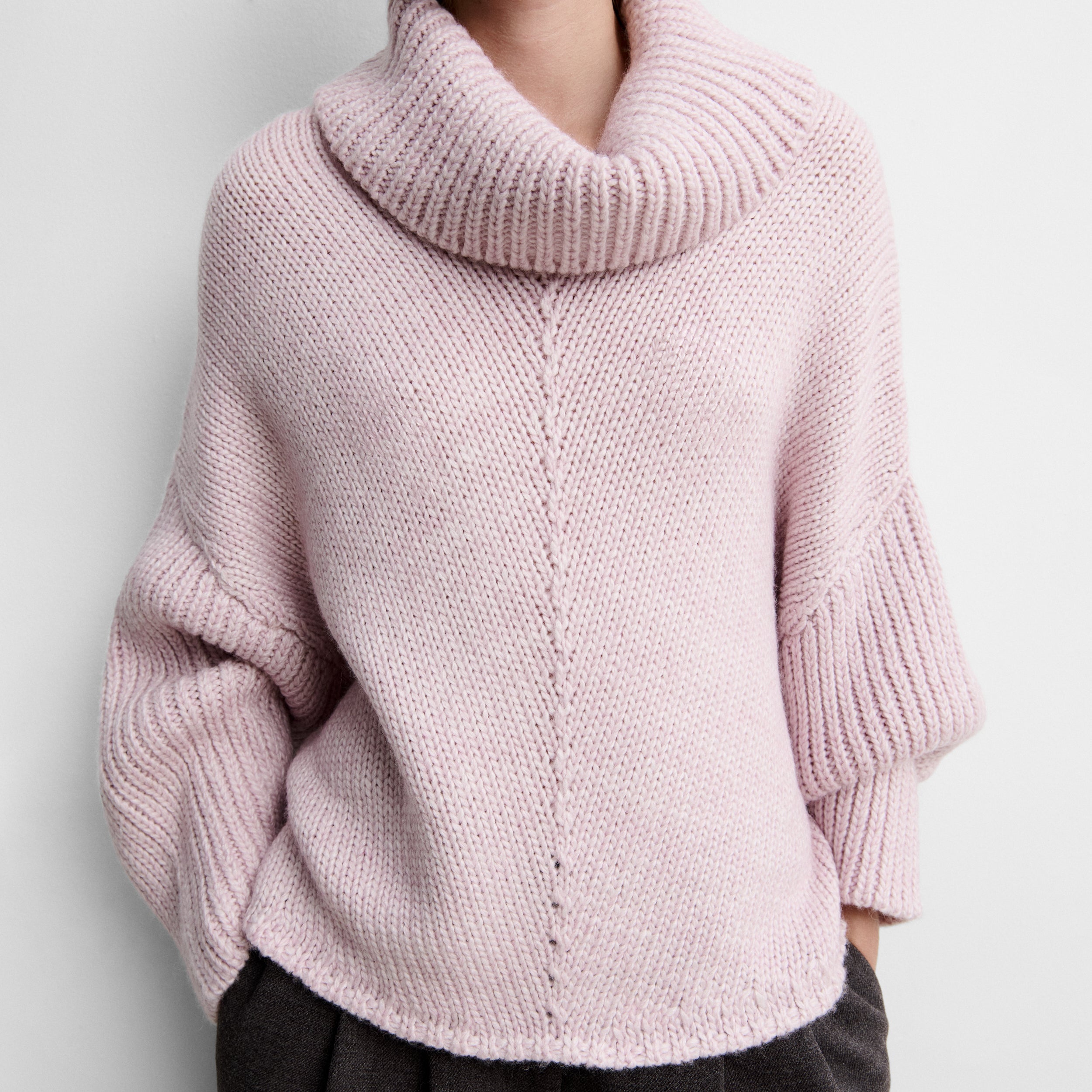 Pull col roulé