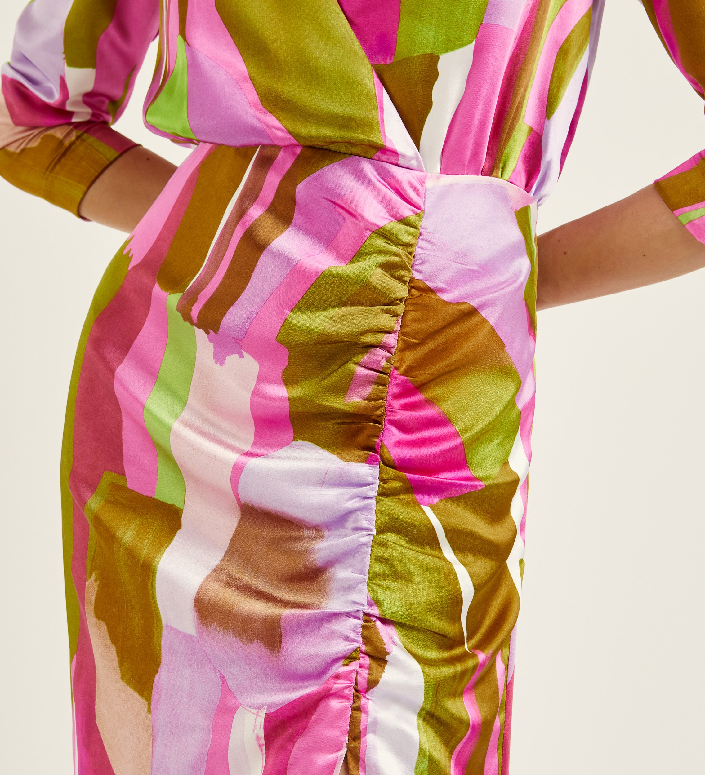 Vestido largo midi de satén