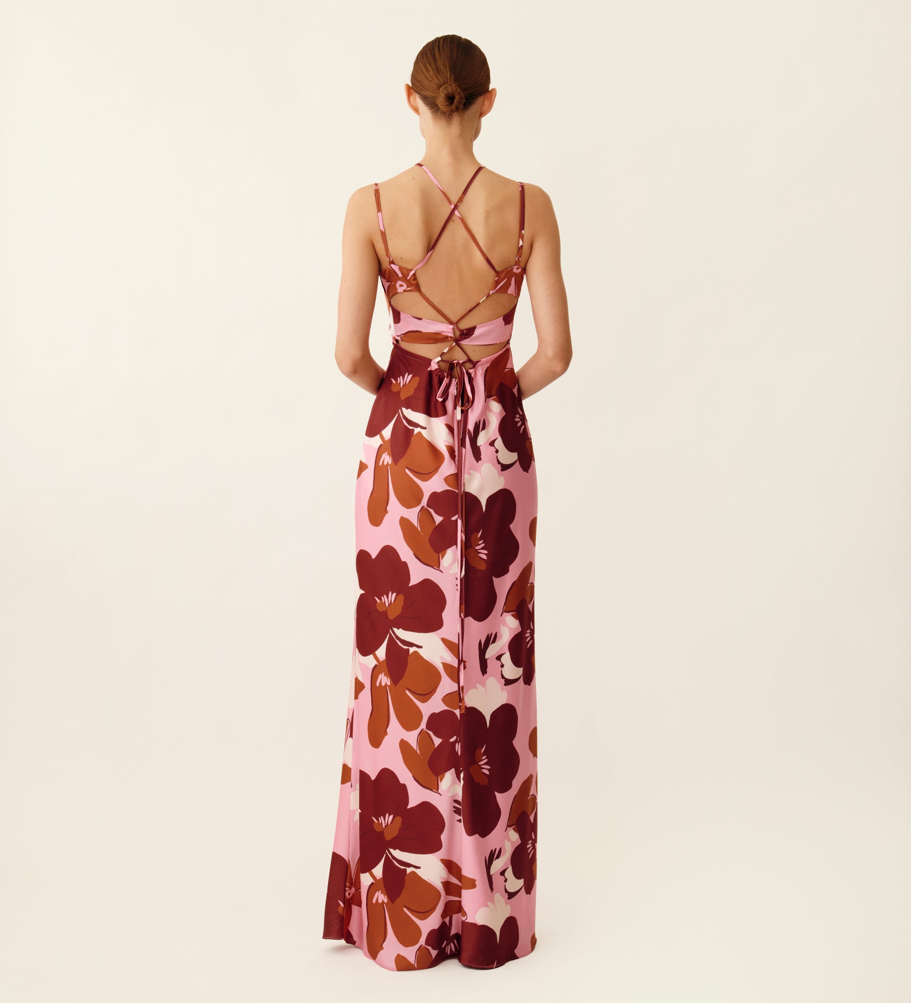 Robe longue en satin imprimé