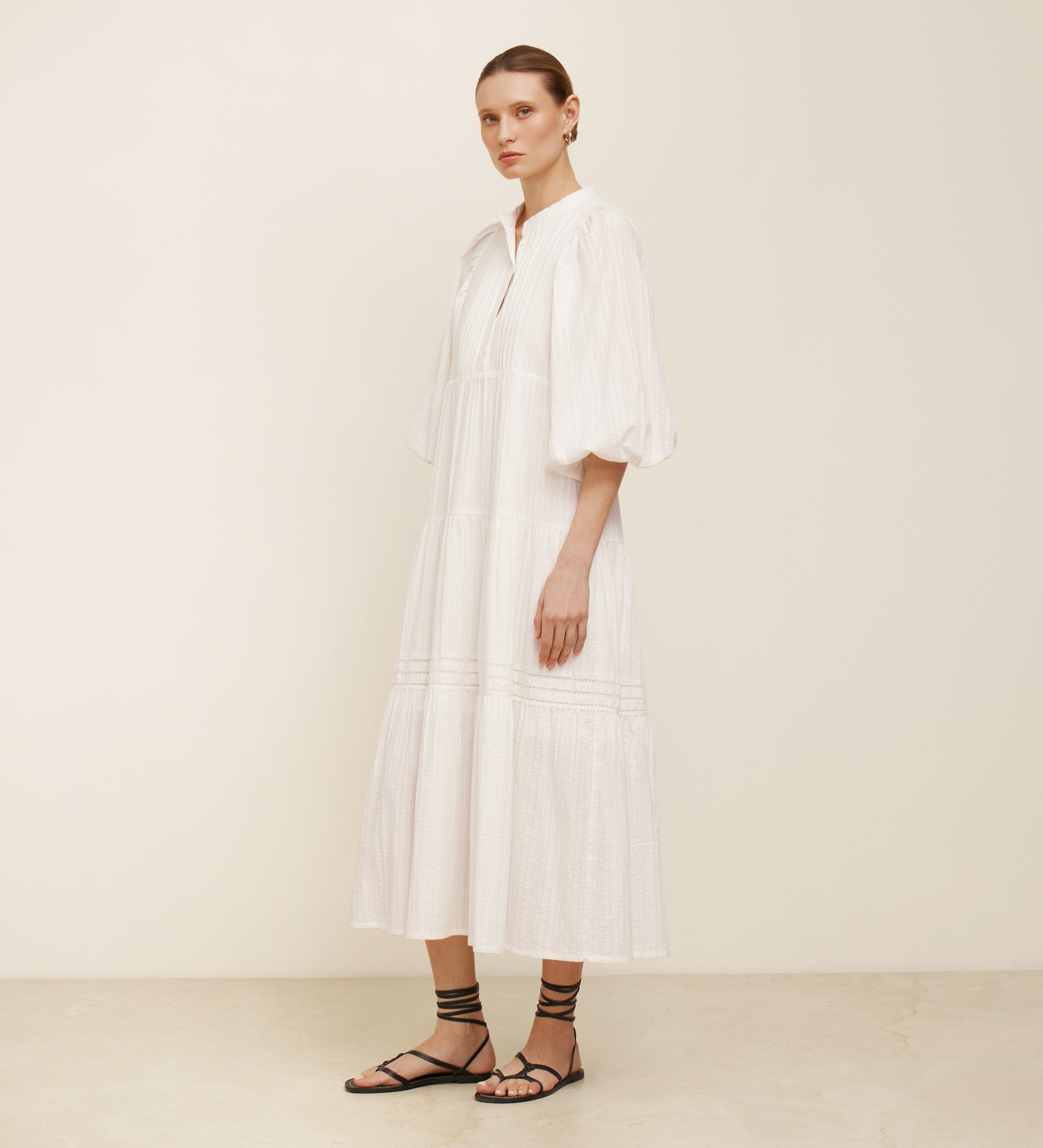 Robe à manches bouffantes