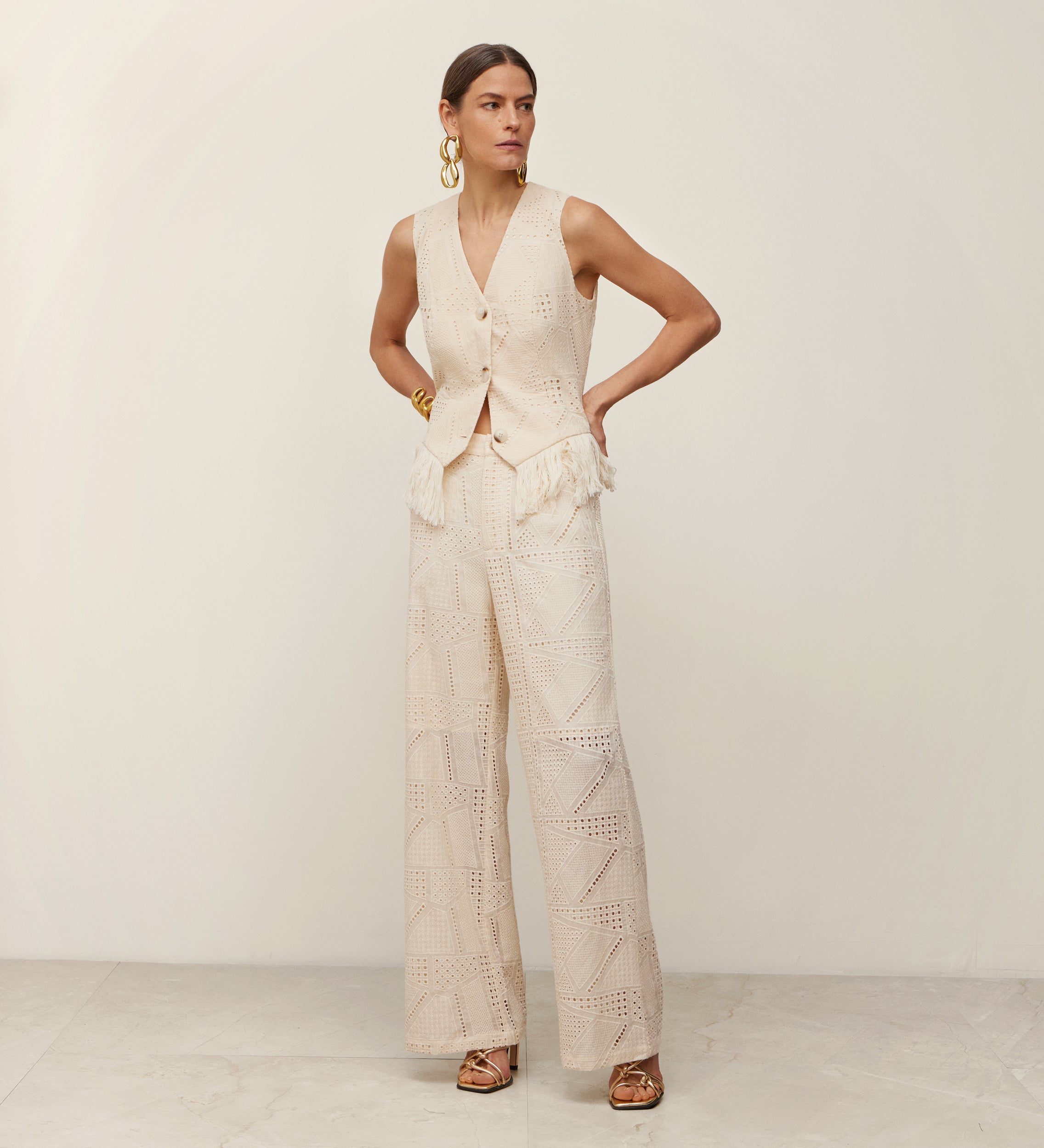 Pantalon en coton brodé