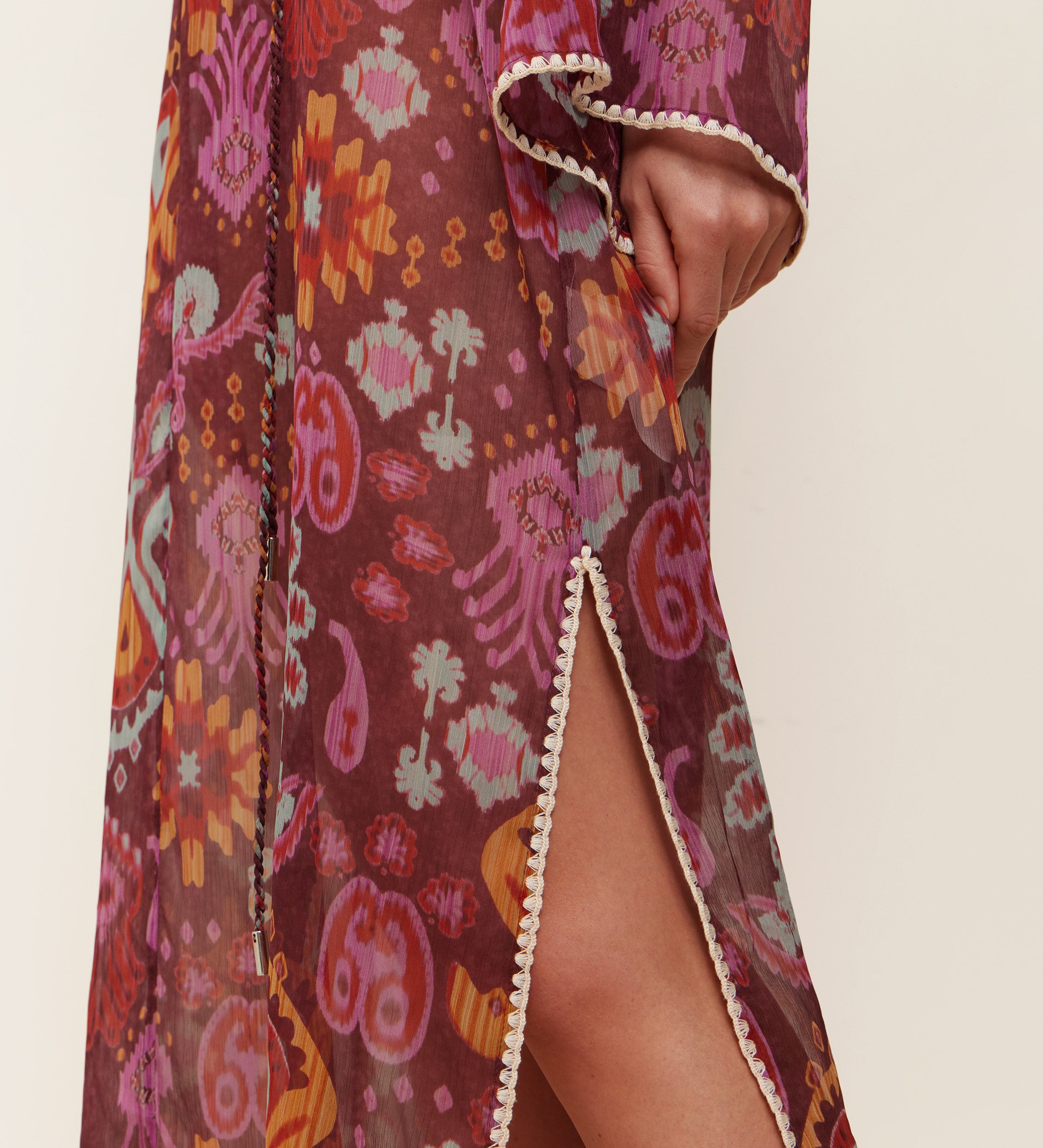 Caftan imprimé ceinturé