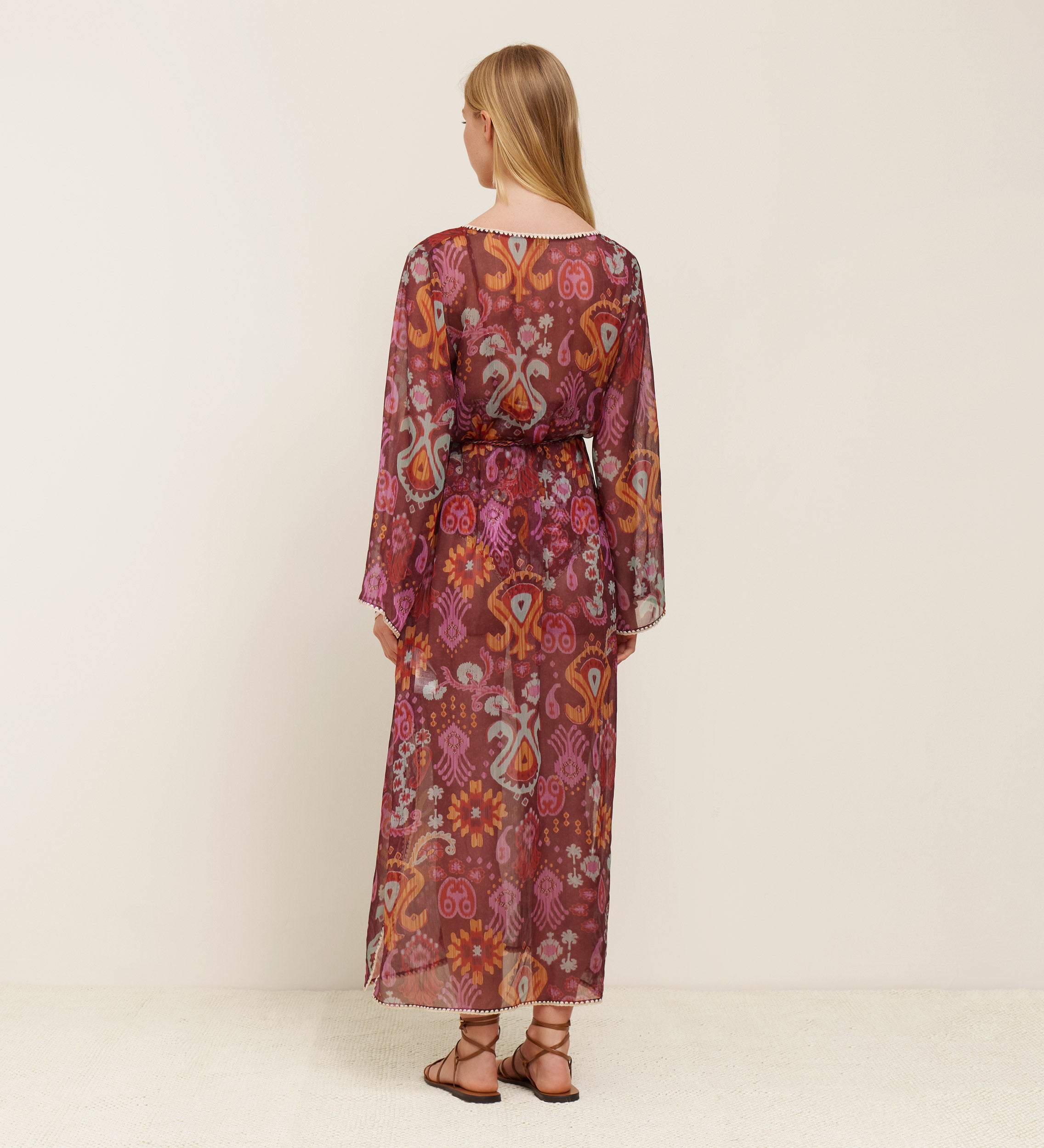 Caftan imprimé ceinturé