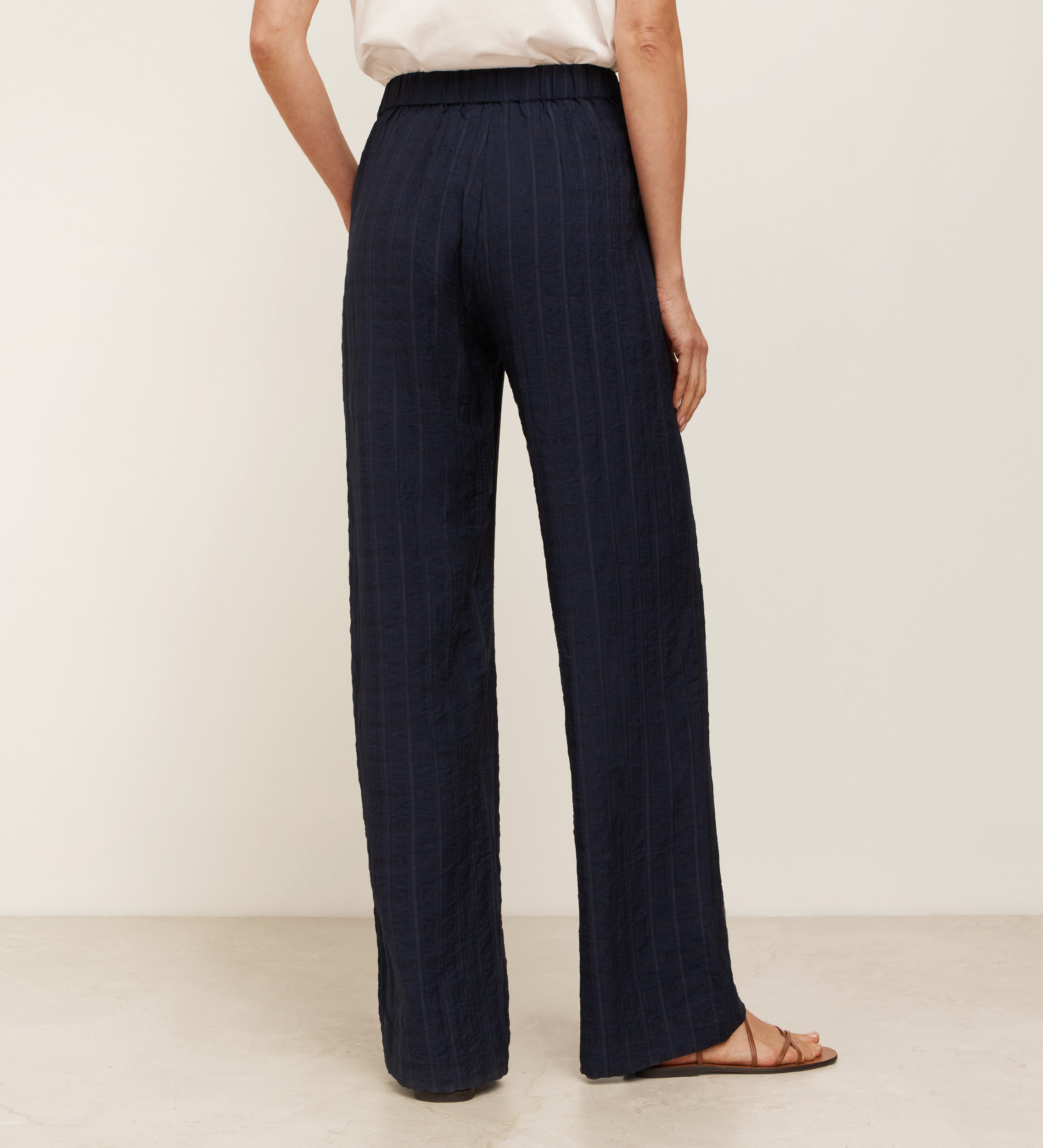 Wide textured trousers