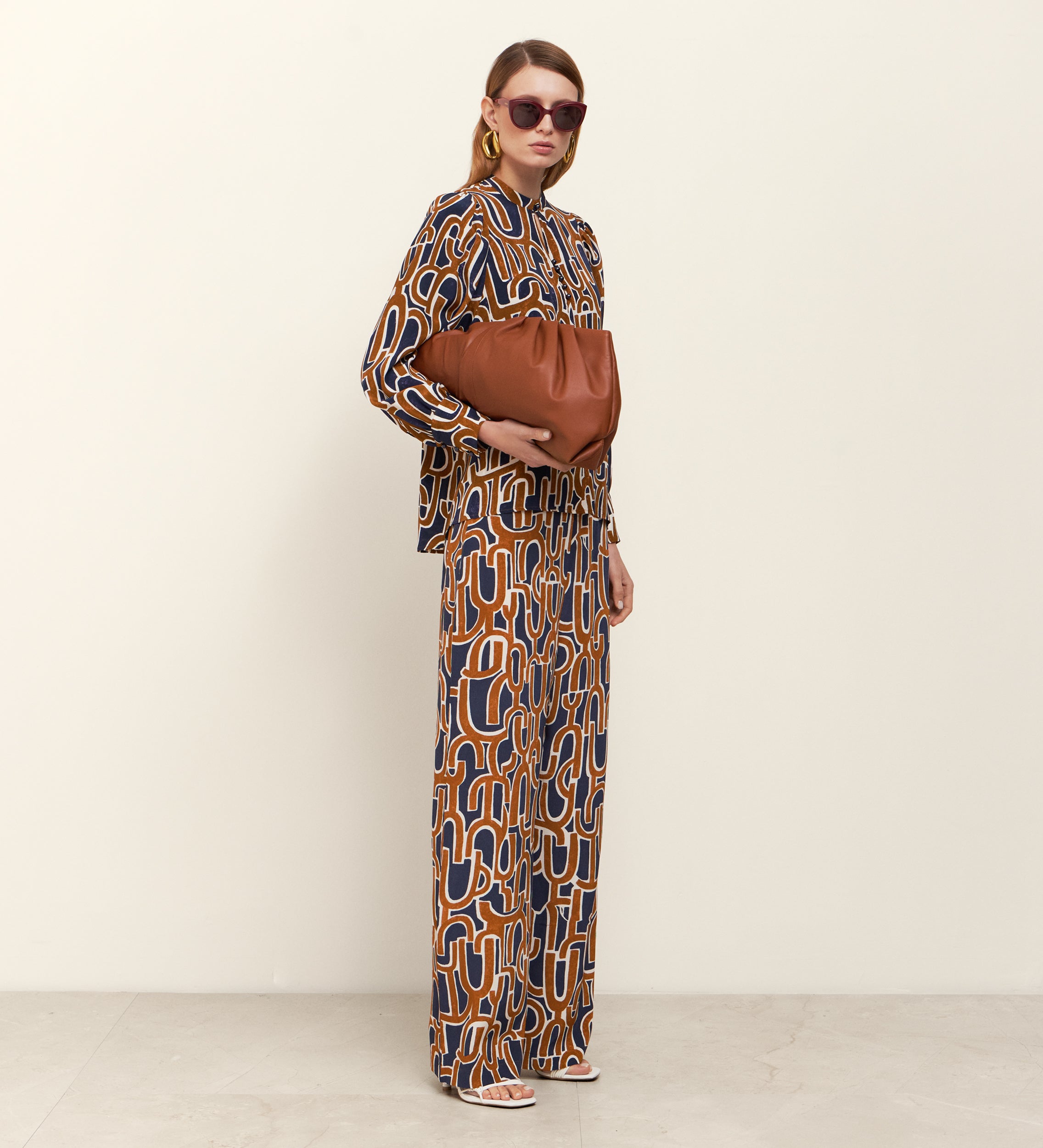 Printed mandarin collar blouse