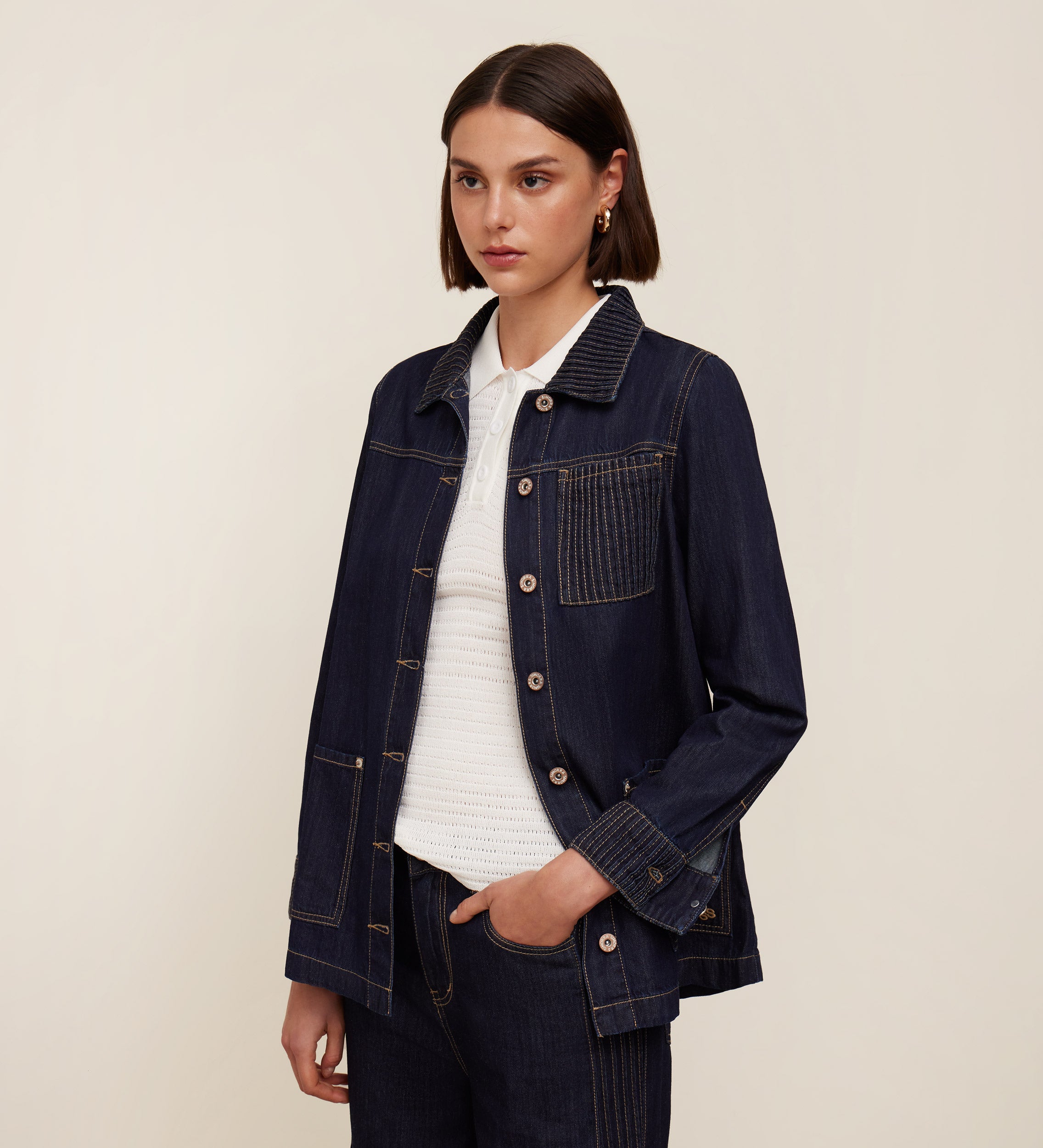 Drawstring overshirt with contrast stitching