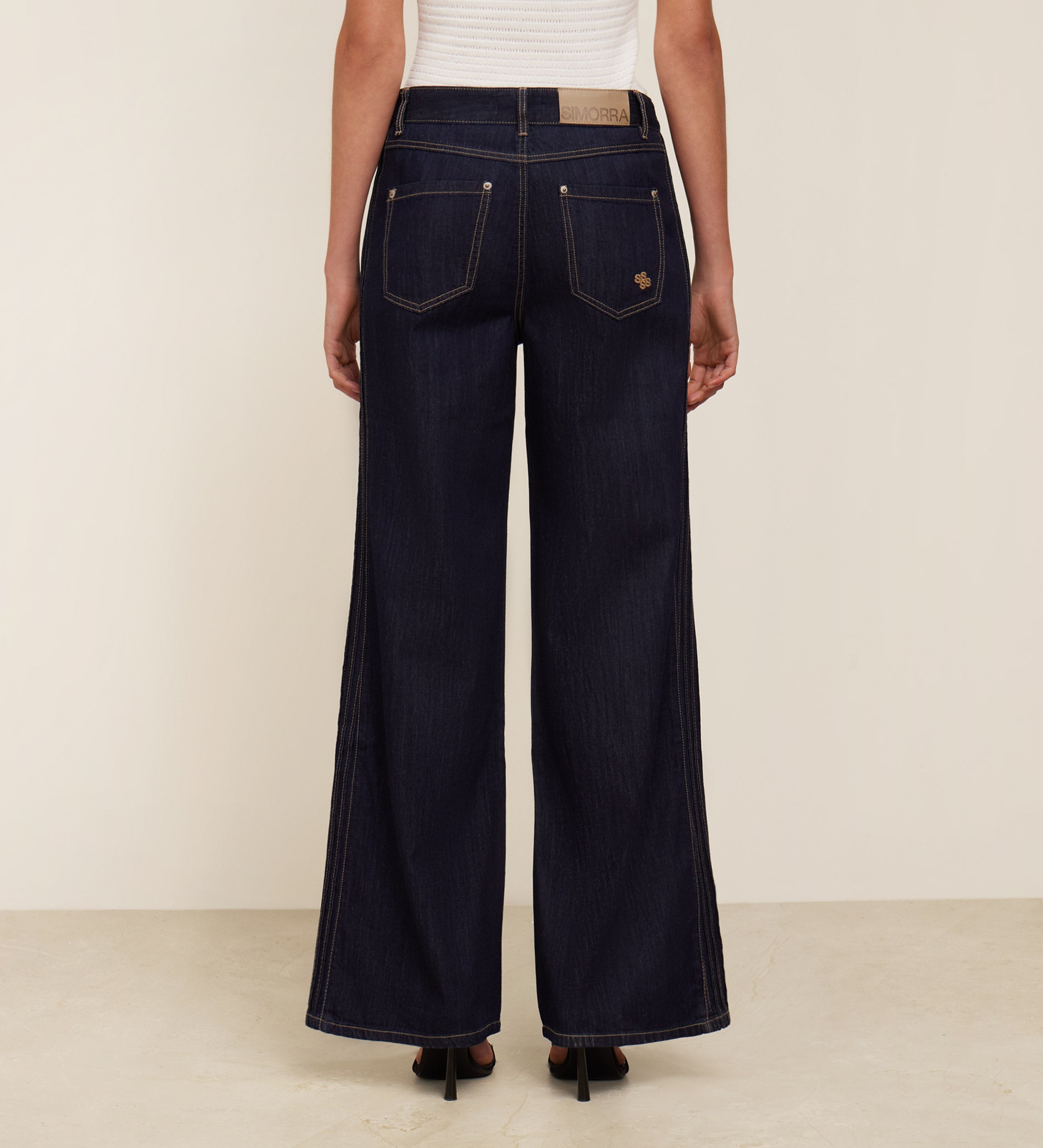 Pantalon large avec cordons de serrage