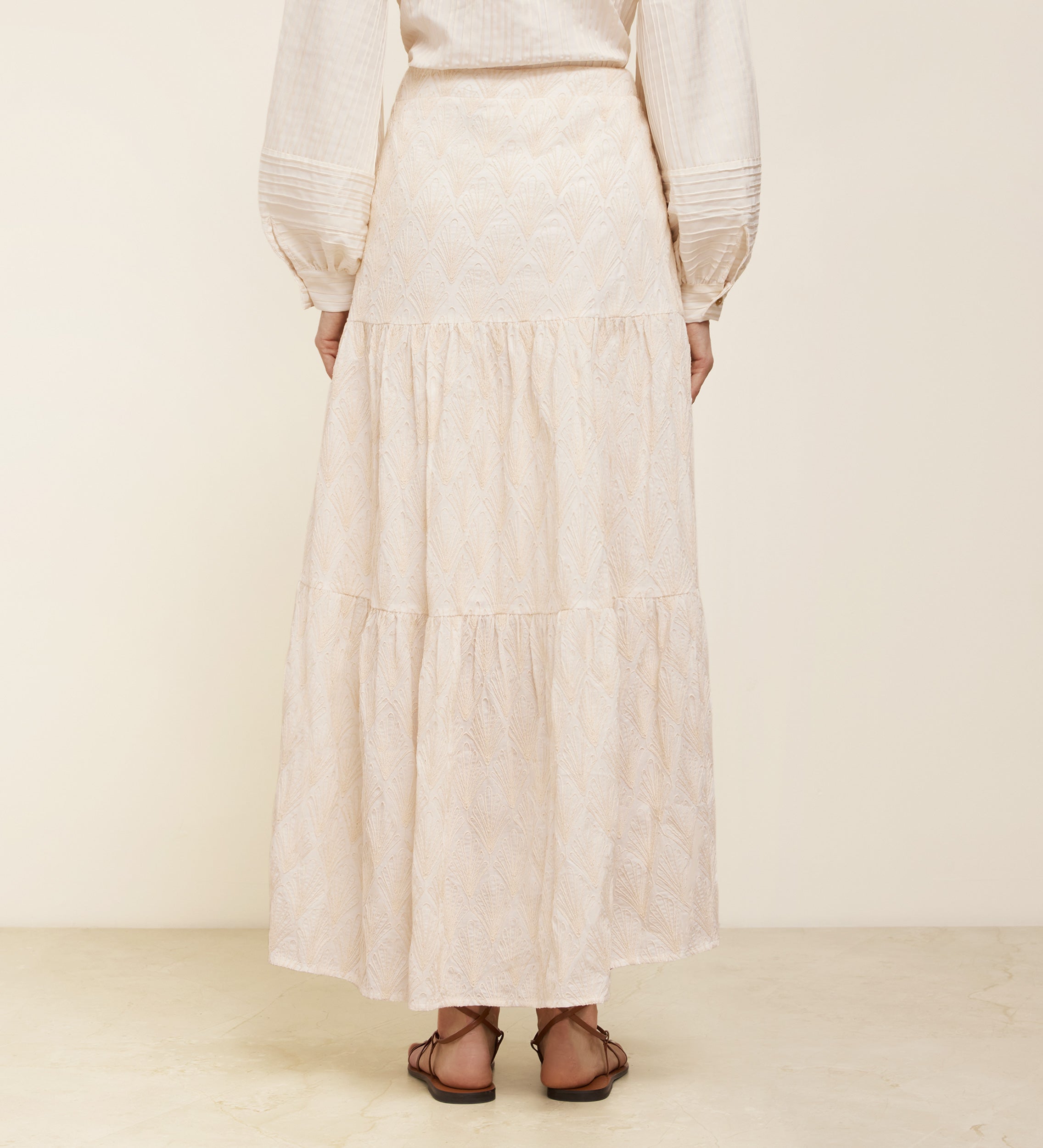 Embroidered flat skirt