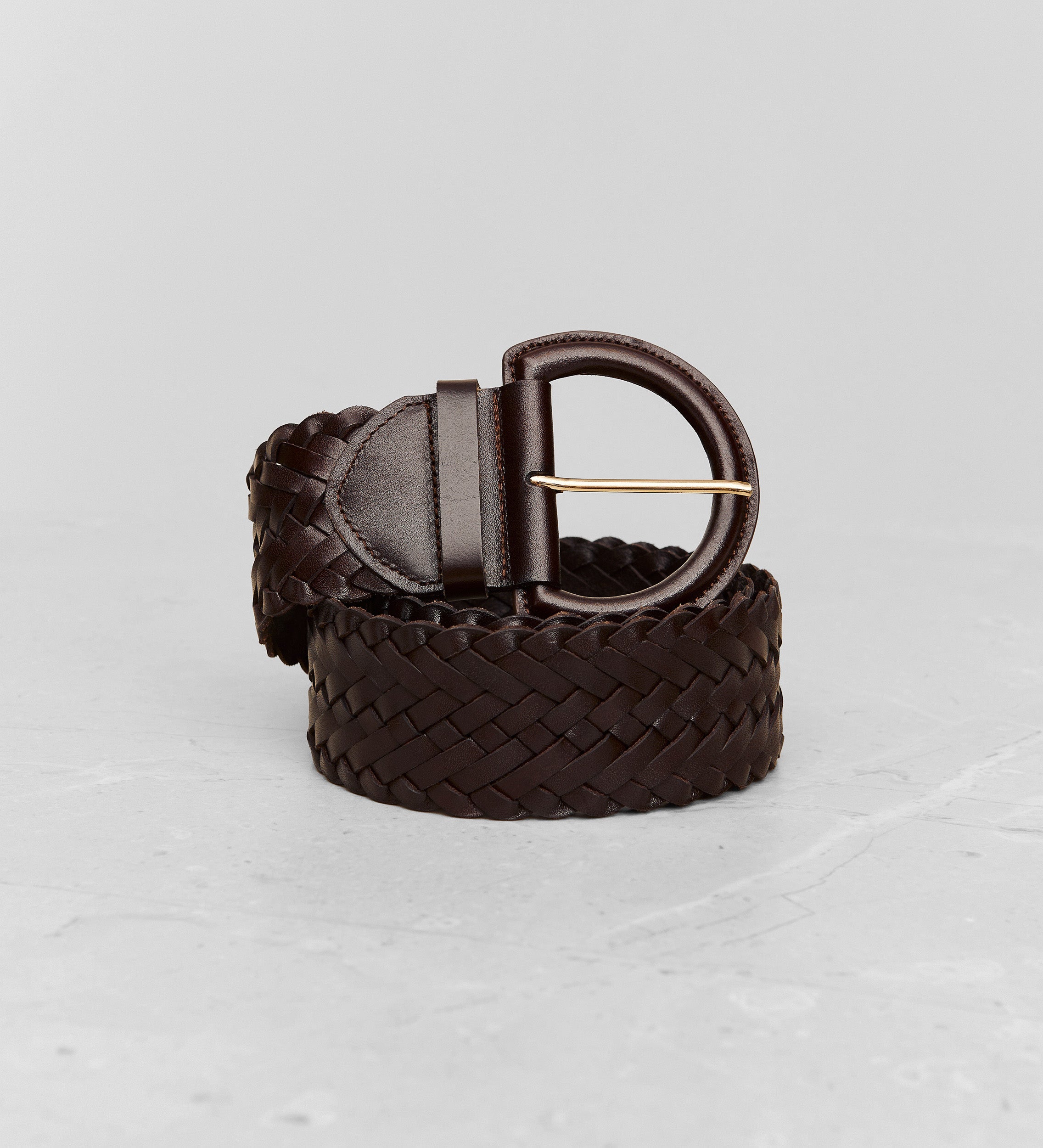 Ceinture en cuir entrelacée avec boucle en cuir