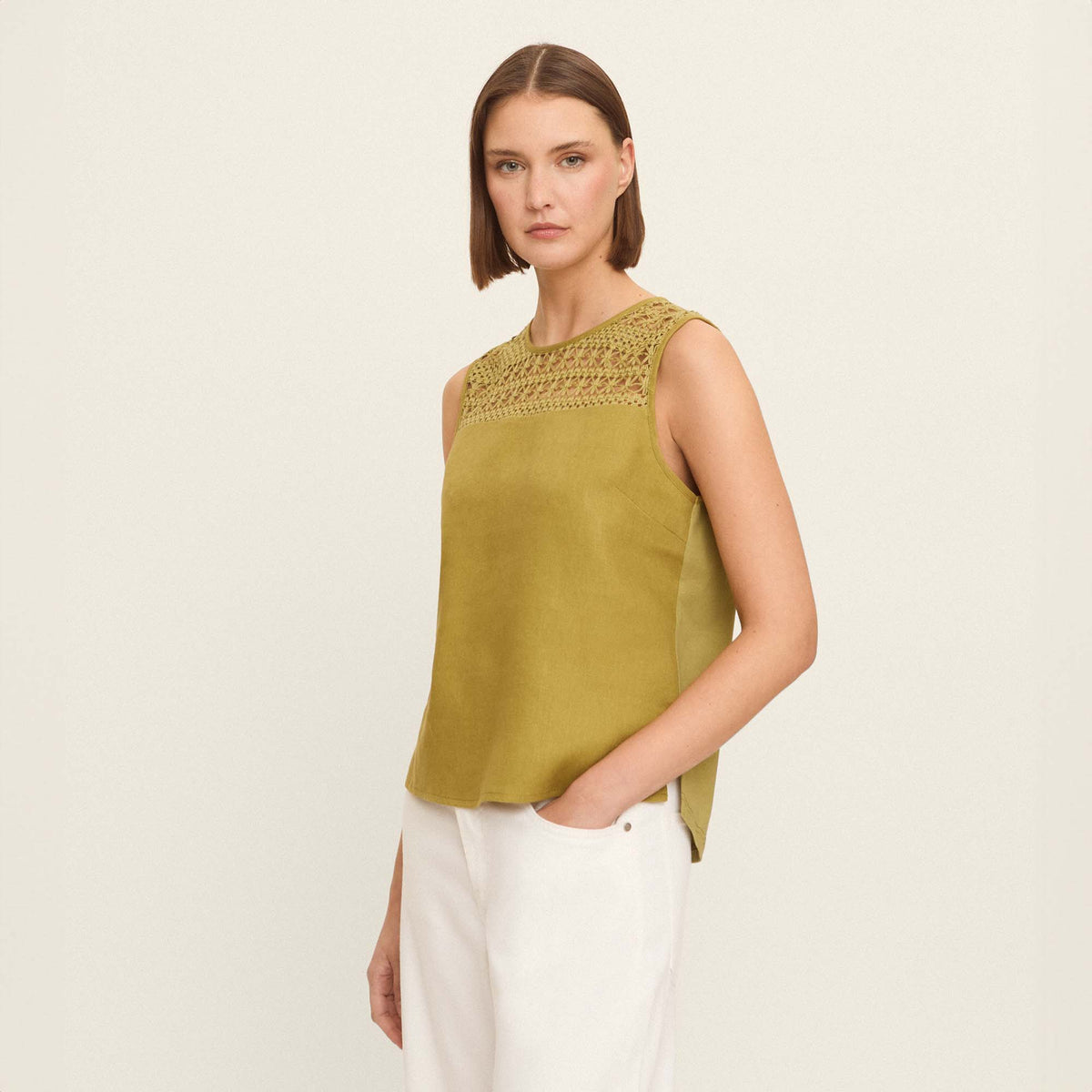 Linen and crochet T-shirt