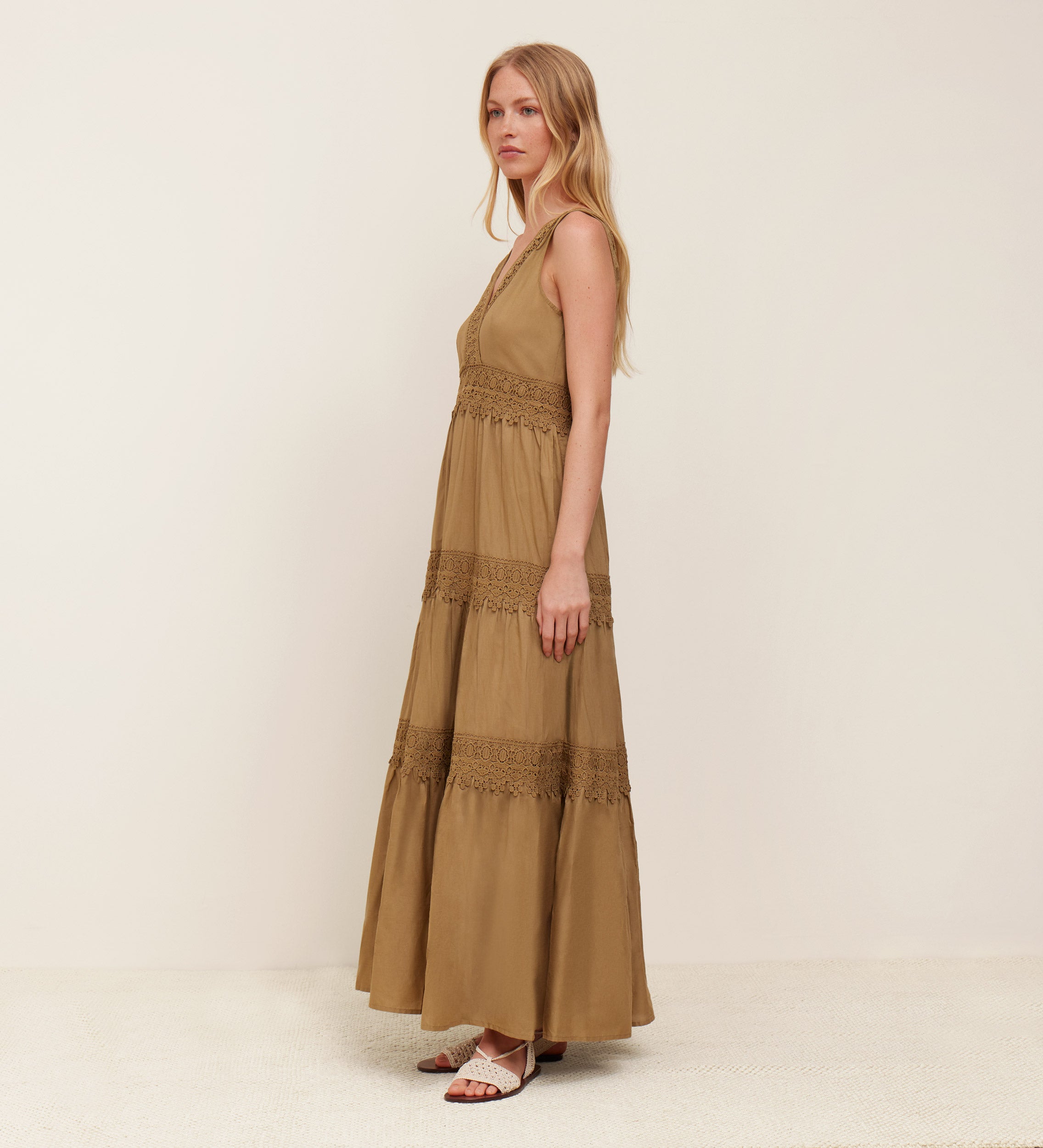 Long lace dress