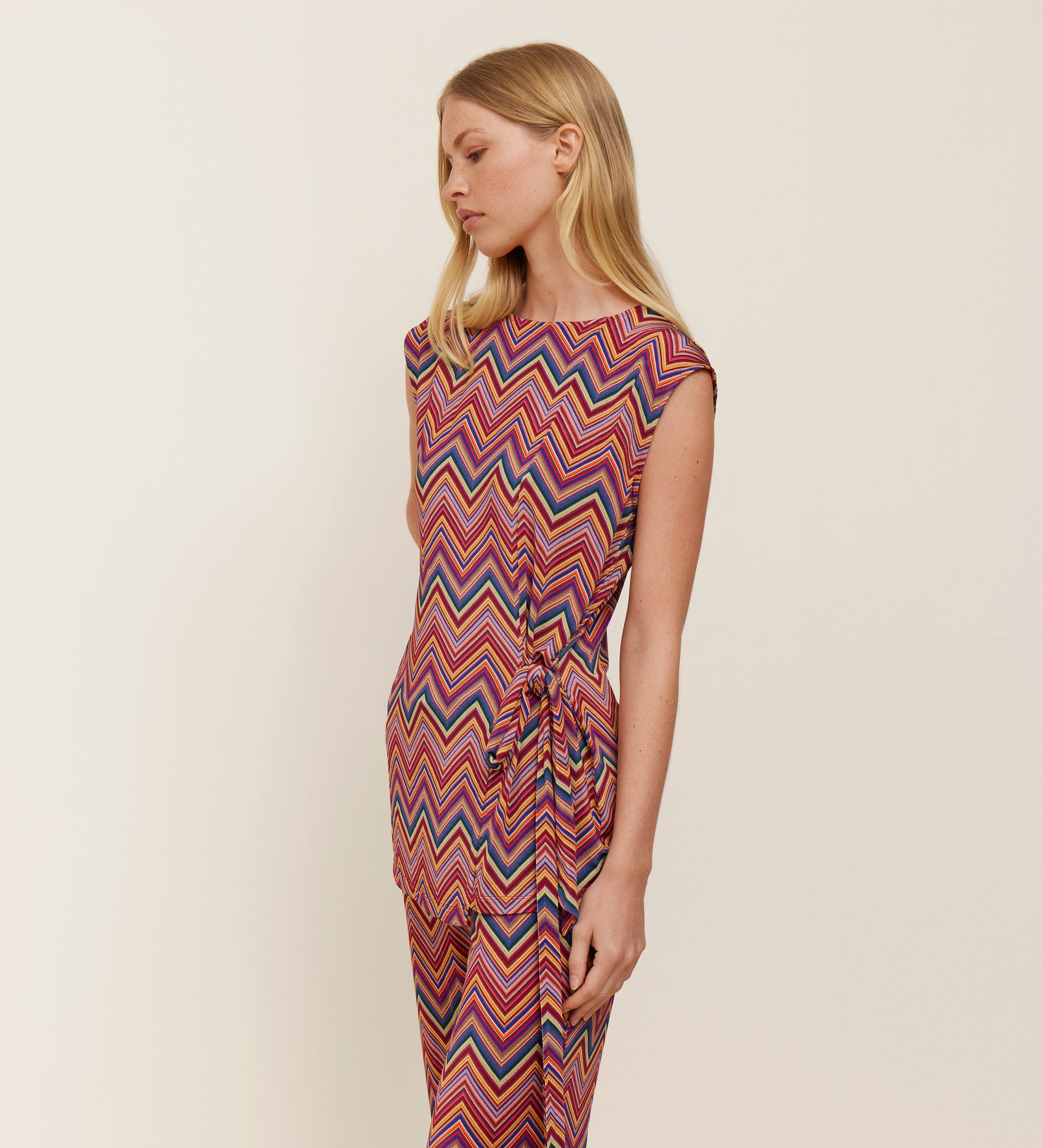 Top estampado lazo