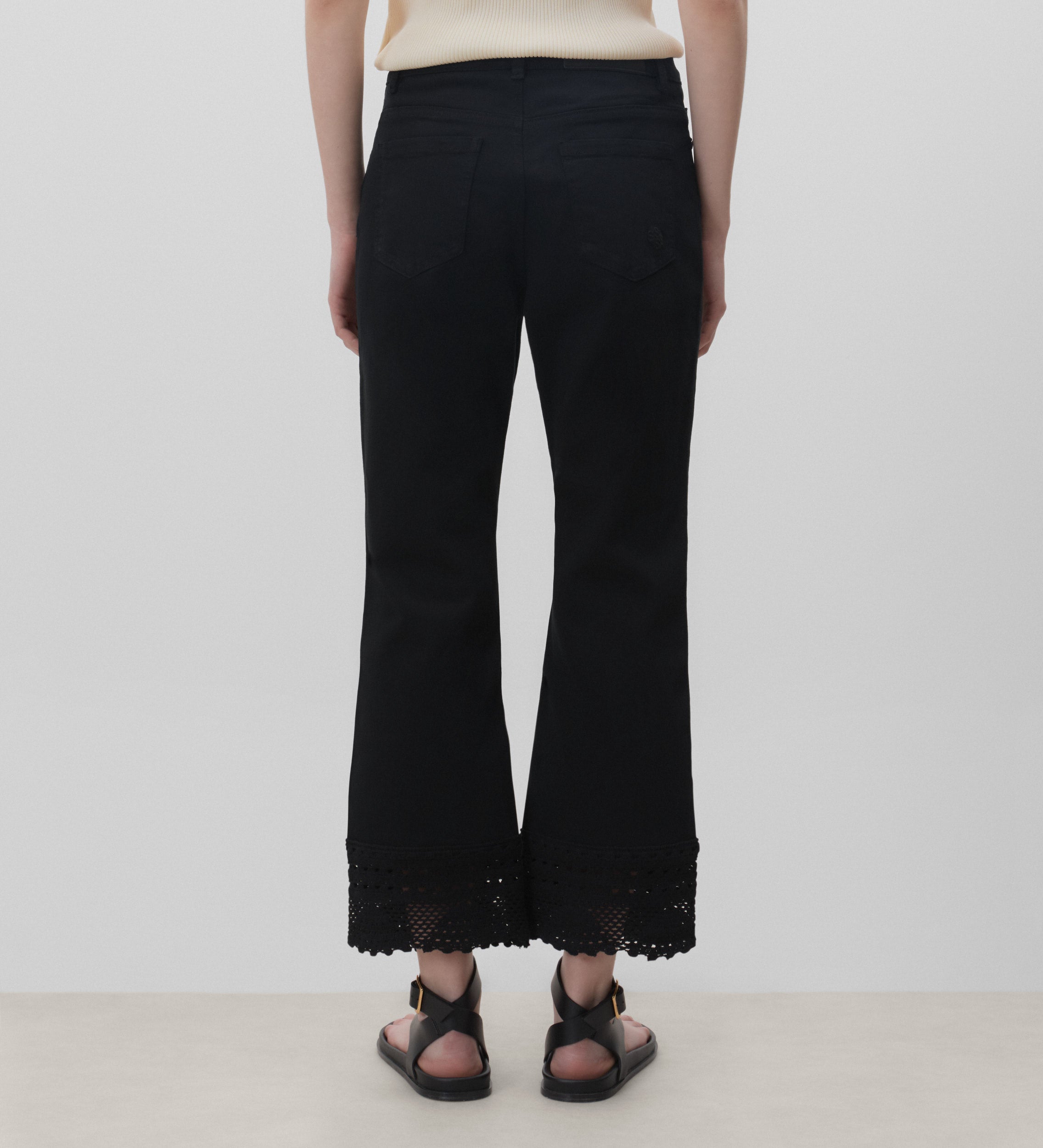 Decorative low trousers