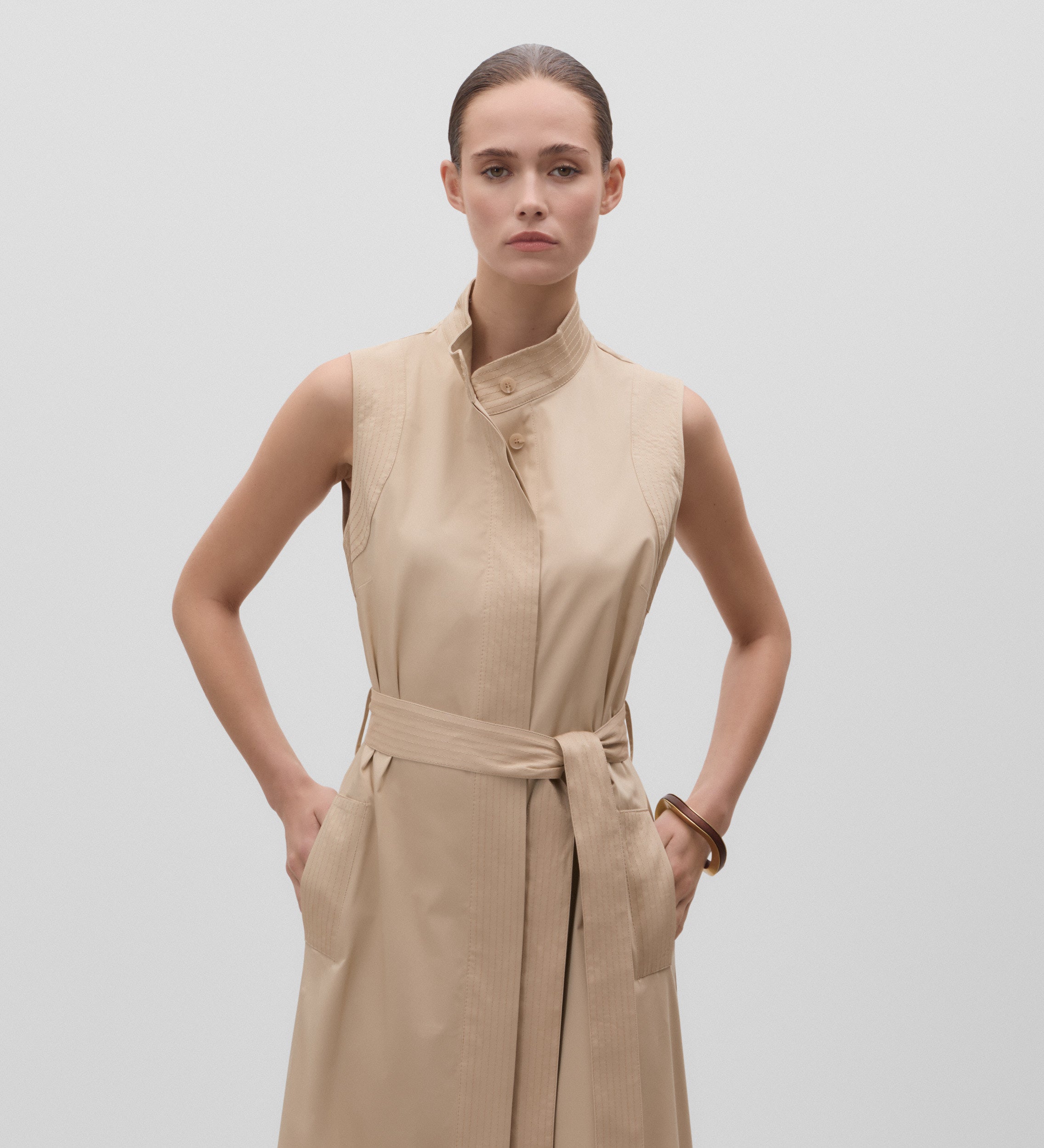 Shirt dress with slit