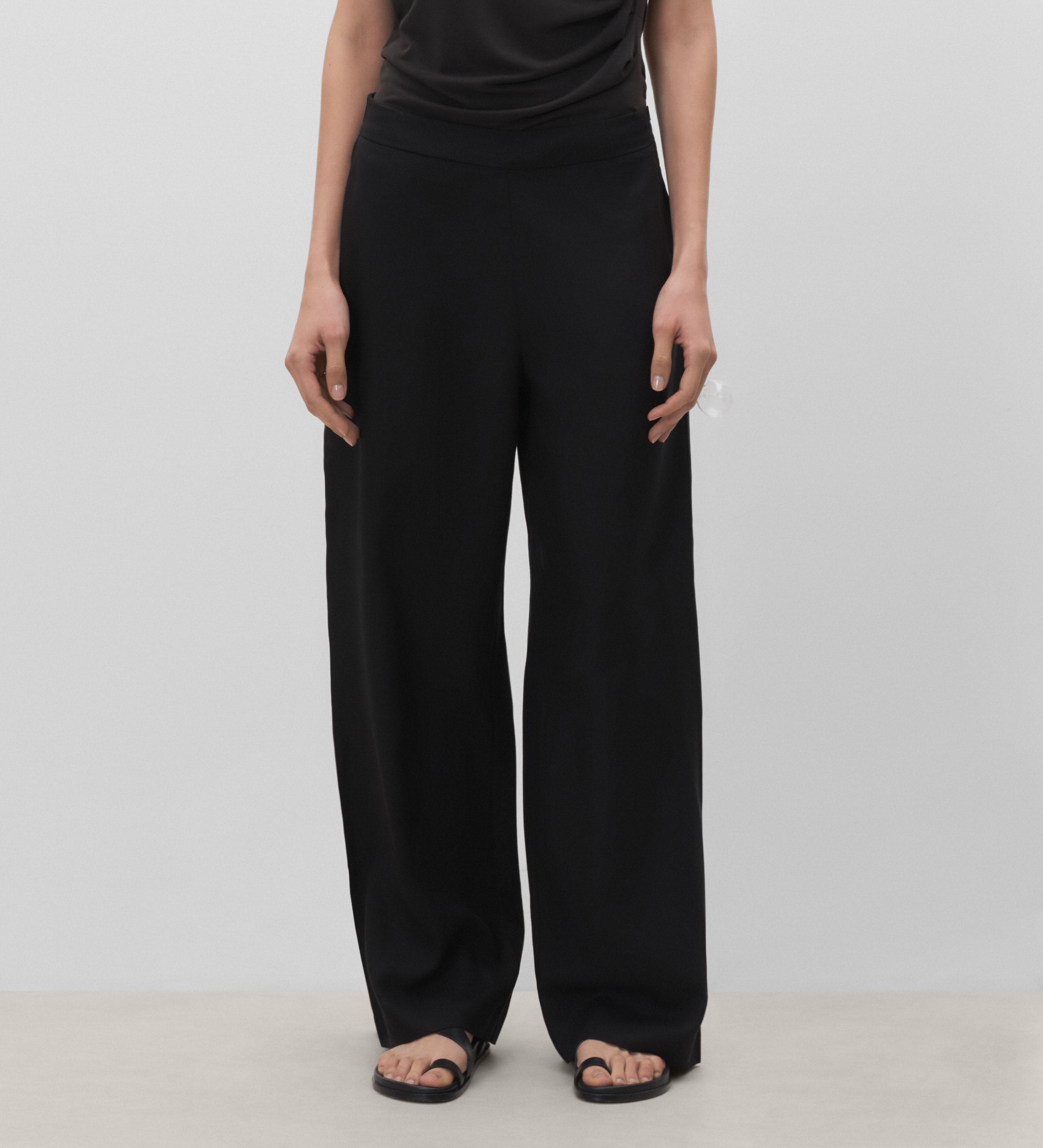 Long straight pants