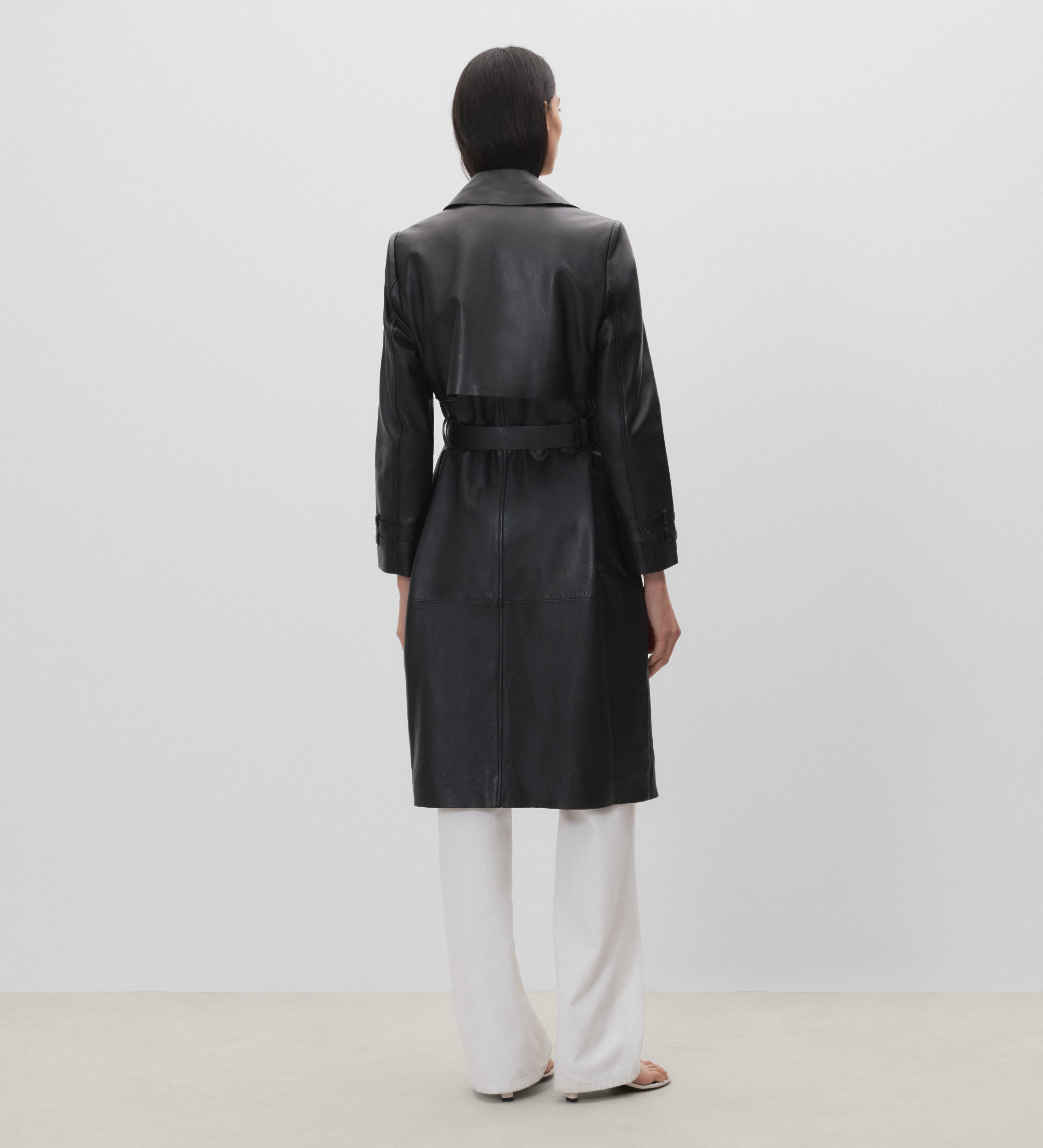 Nappa trench coat with buckles