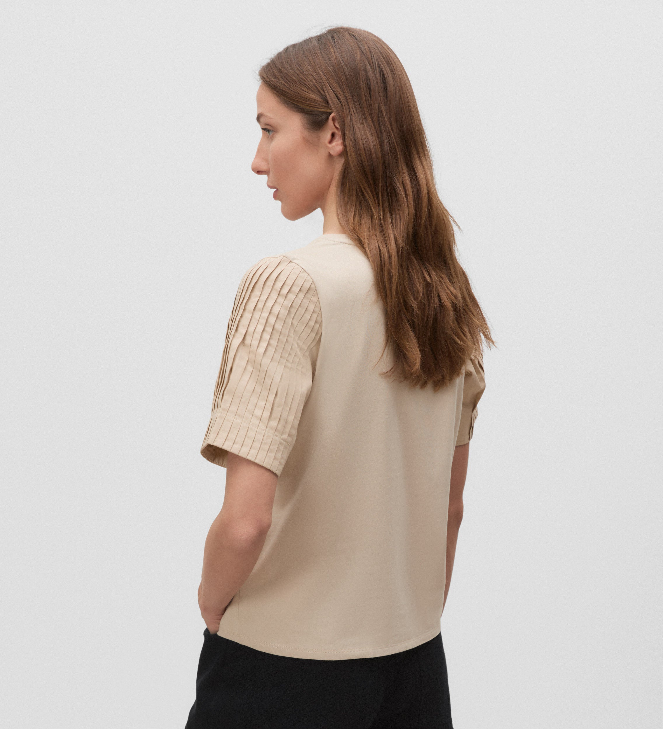 T-shirt à manches plissées