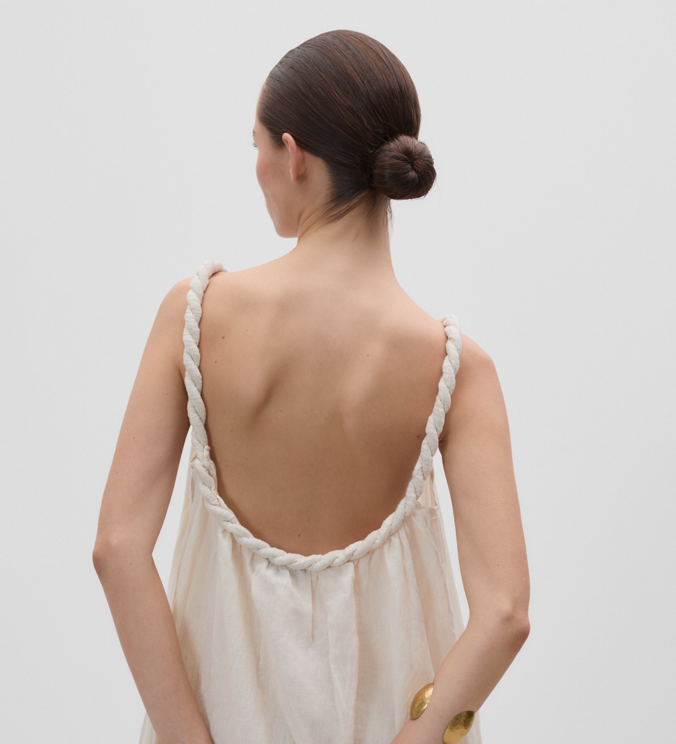 Robe dos nu