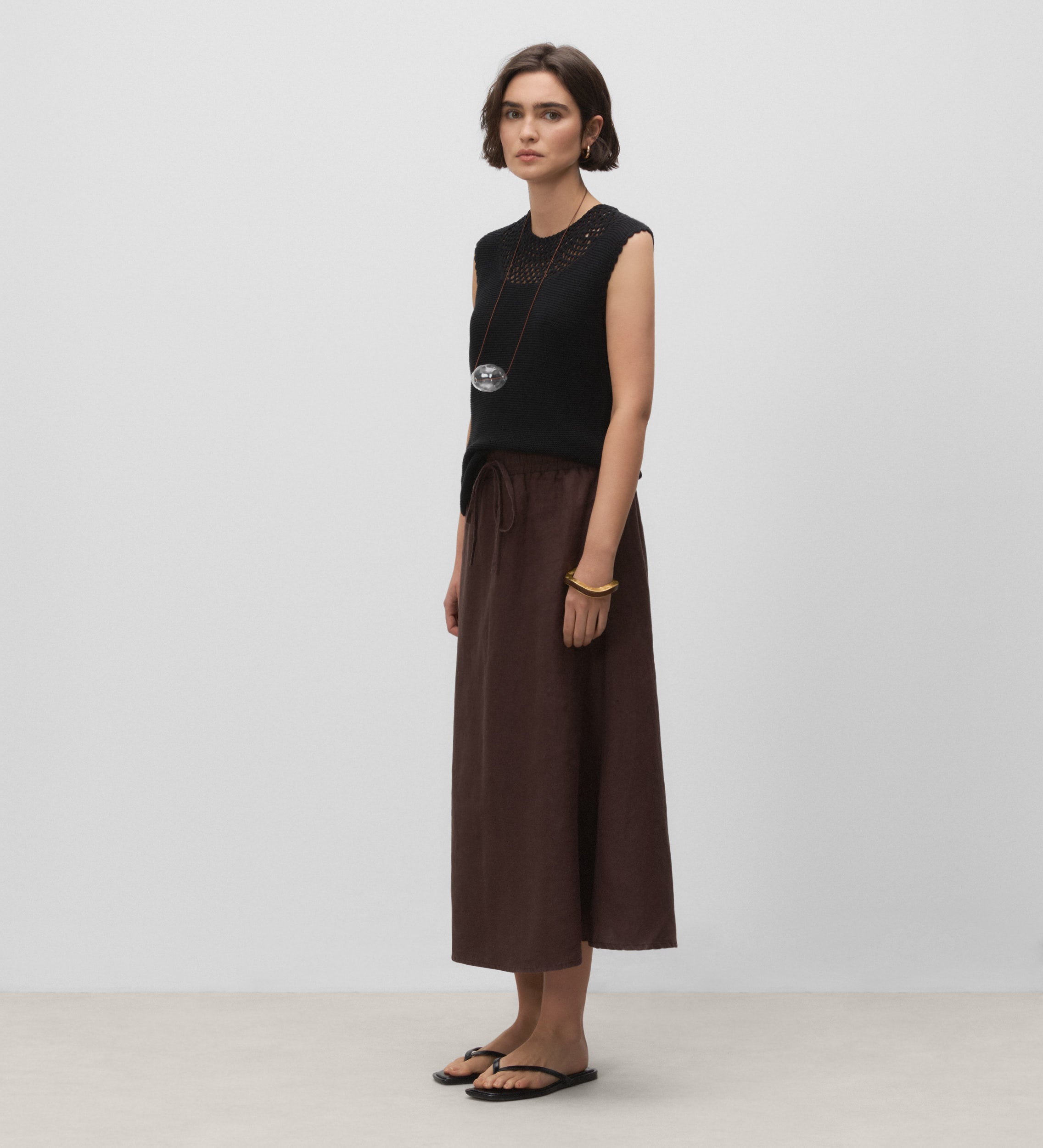 Falda midi recta